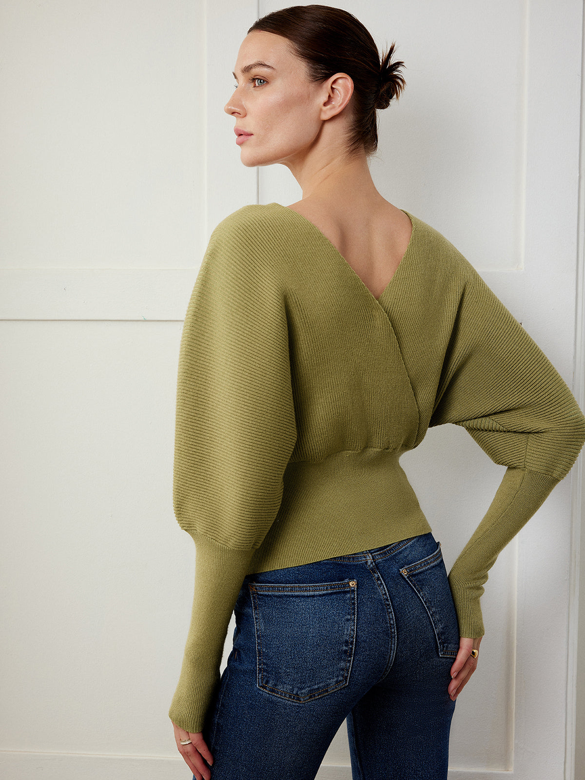Leg-Of-Mutton Sleeve Cinched Sweater-Chicvia