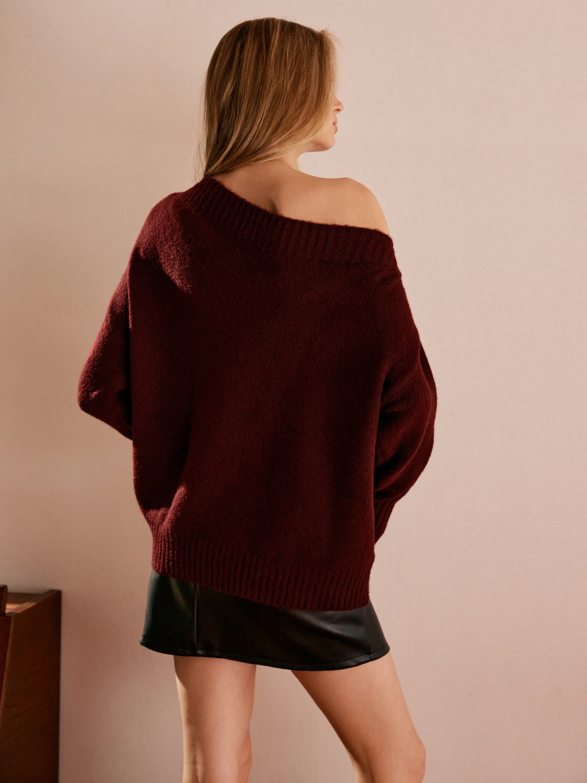 Off-Shoulder Plain Draped Sweater-Chicvia