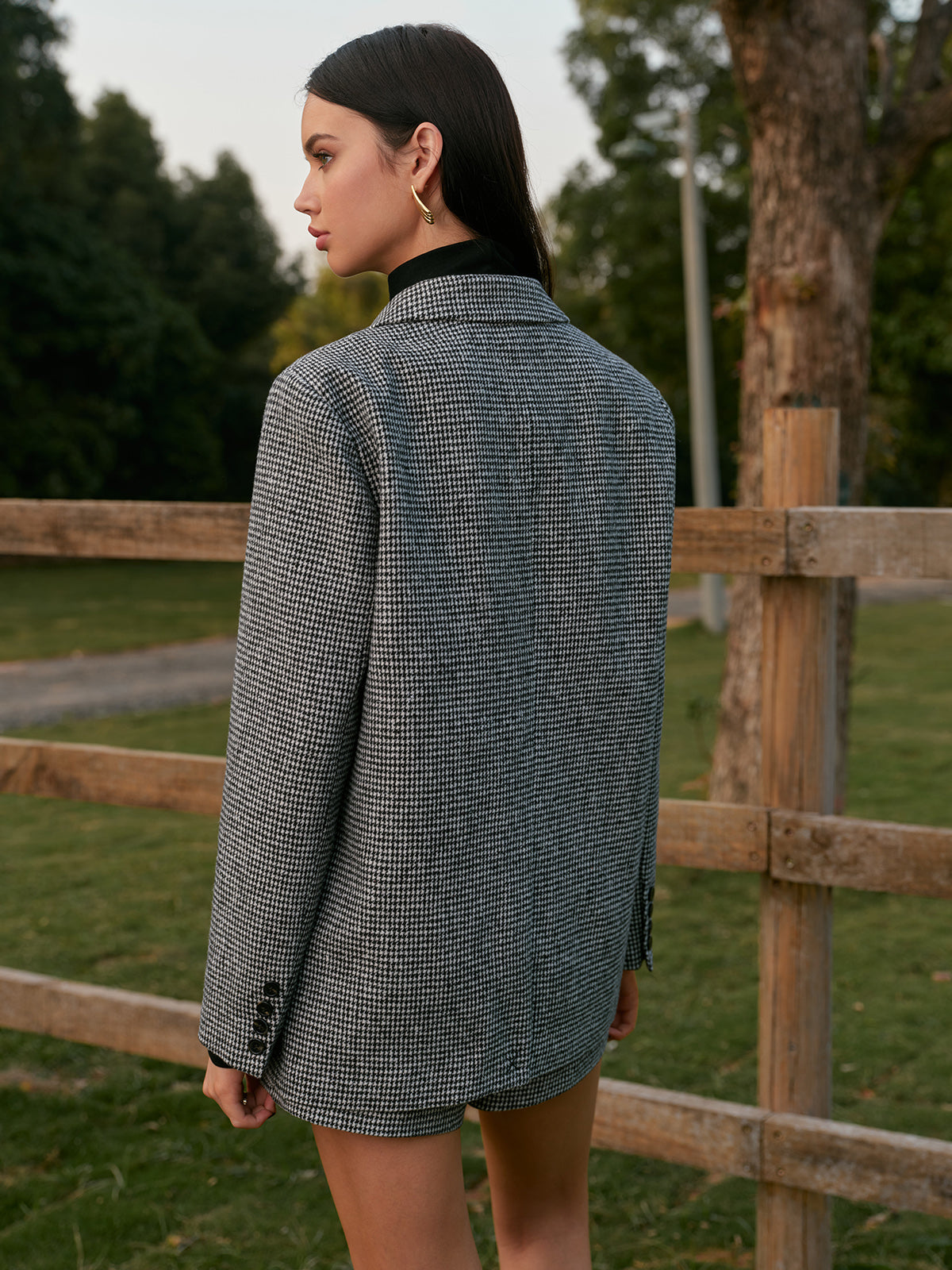 Houndstooth Button Tweed Blazer-Chicvia