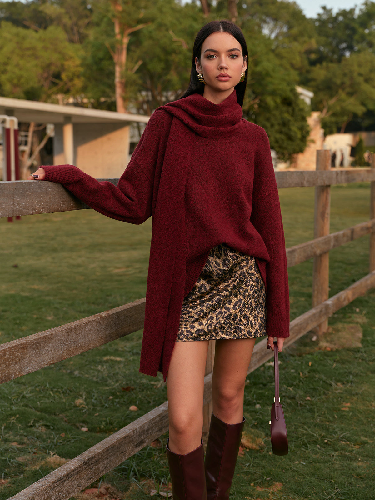 Plain Shift Sweater With Matching Scarf-Chicvia