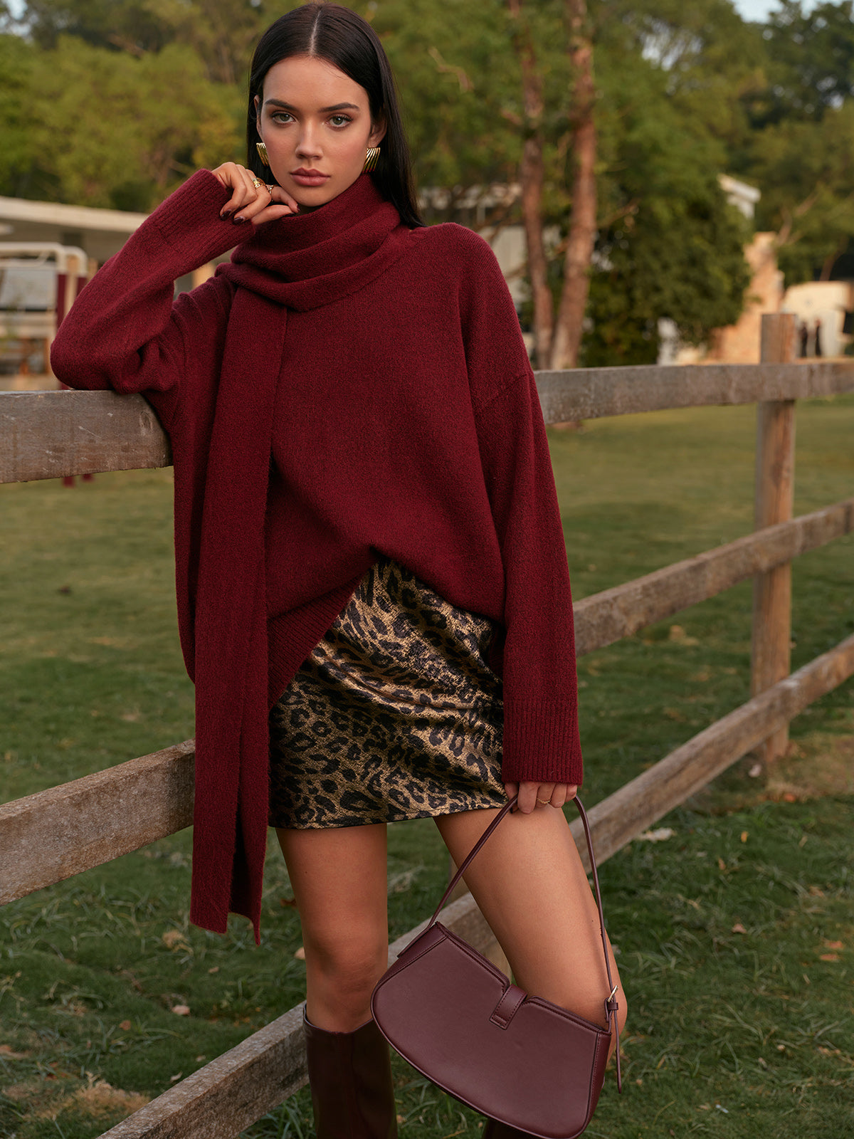 Plain Shift Sweater With Matching Scarf-Chicvia