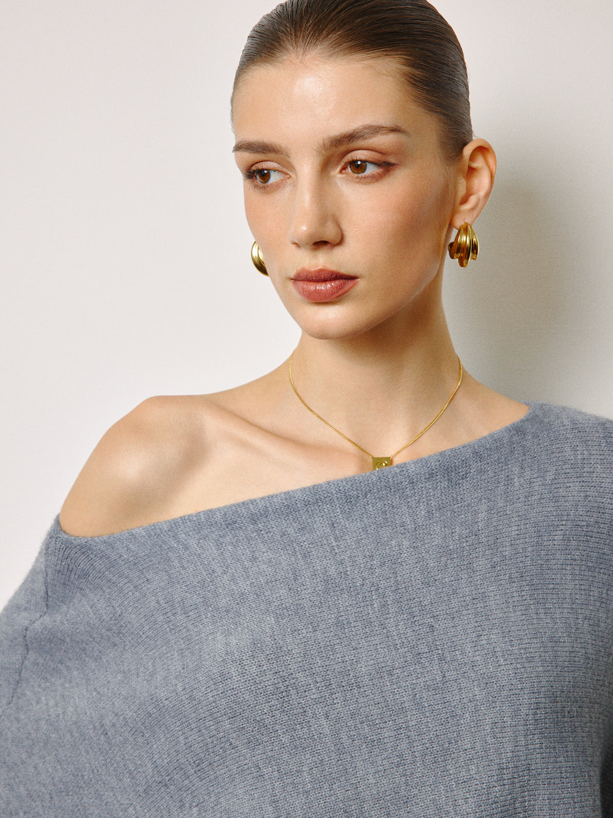 Oversized Asymmetrical Neck Leg-Of-Mutton Sleeve Sweater-Chicvia