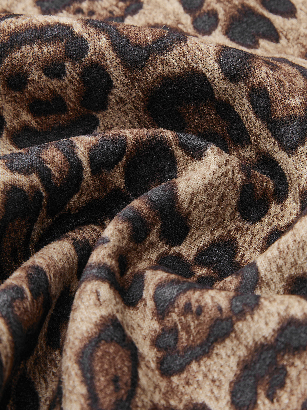 Mid-Waist Leopard Printed Skirt-Chicvia