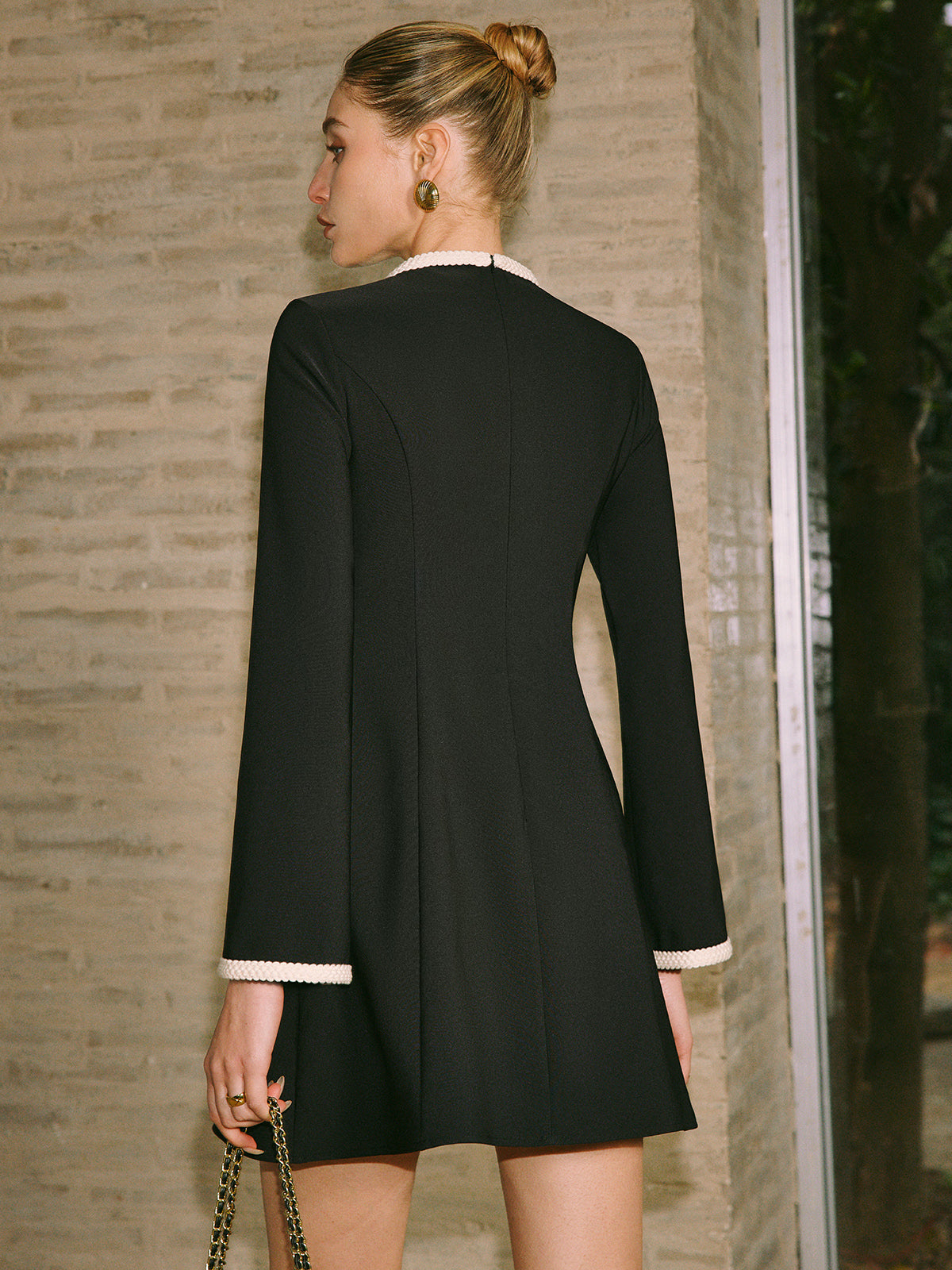 Contrast Trim Bell Sleeve Pleated Zipper Dress-Chicvia