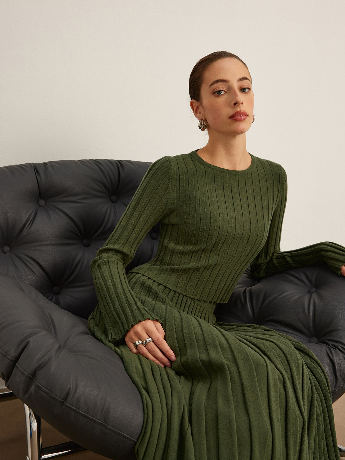 Lettuce Trim Ribbed Crop Sweater-Chicvia