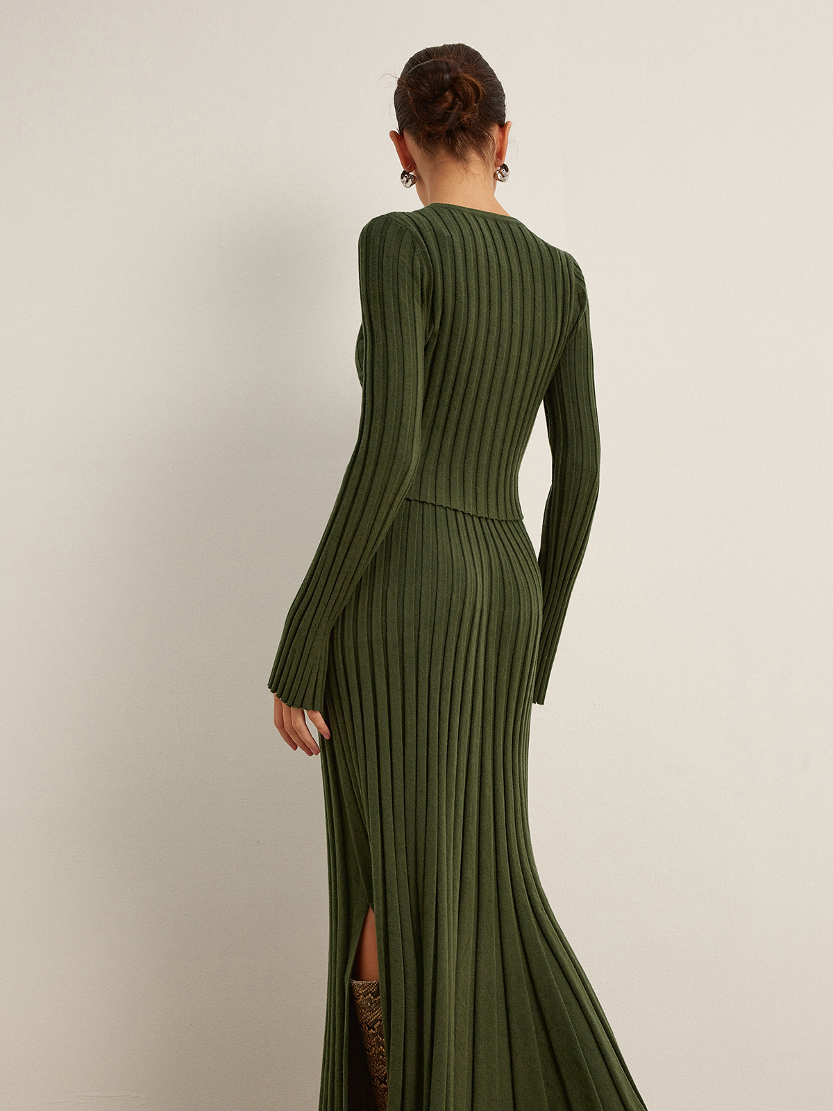 Lettuce Trim Ribbed Crop Sweater-Chicvia