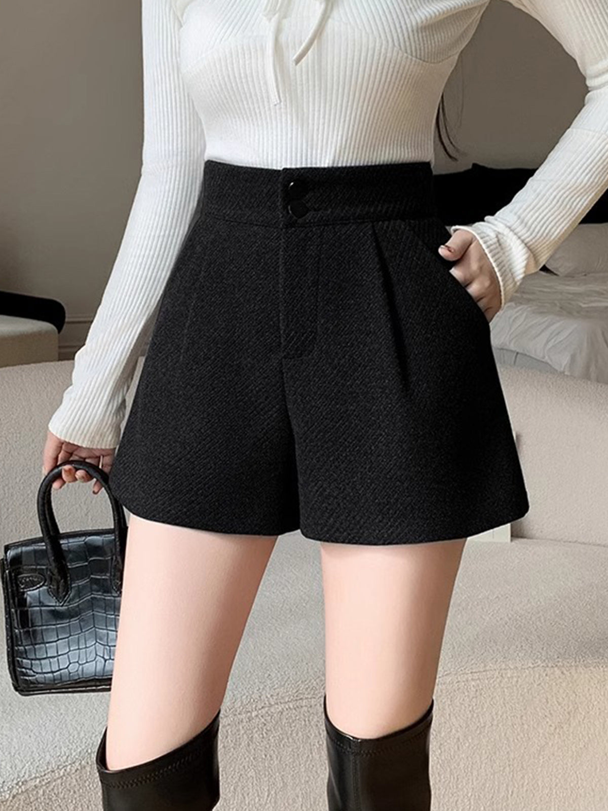 Mid-Waist Tweed Pockets Wide-Leg Shorts-Chicvia