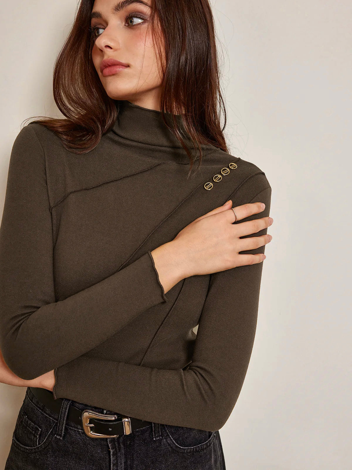 Metal-Detail Piping Jersey Top-Chicvia