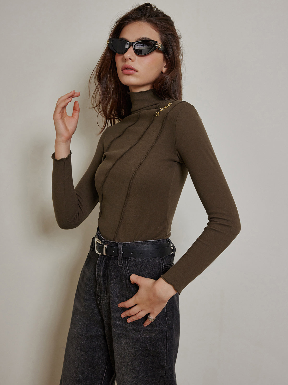 Metal-Detail Piping Jersey Top-Chicvia