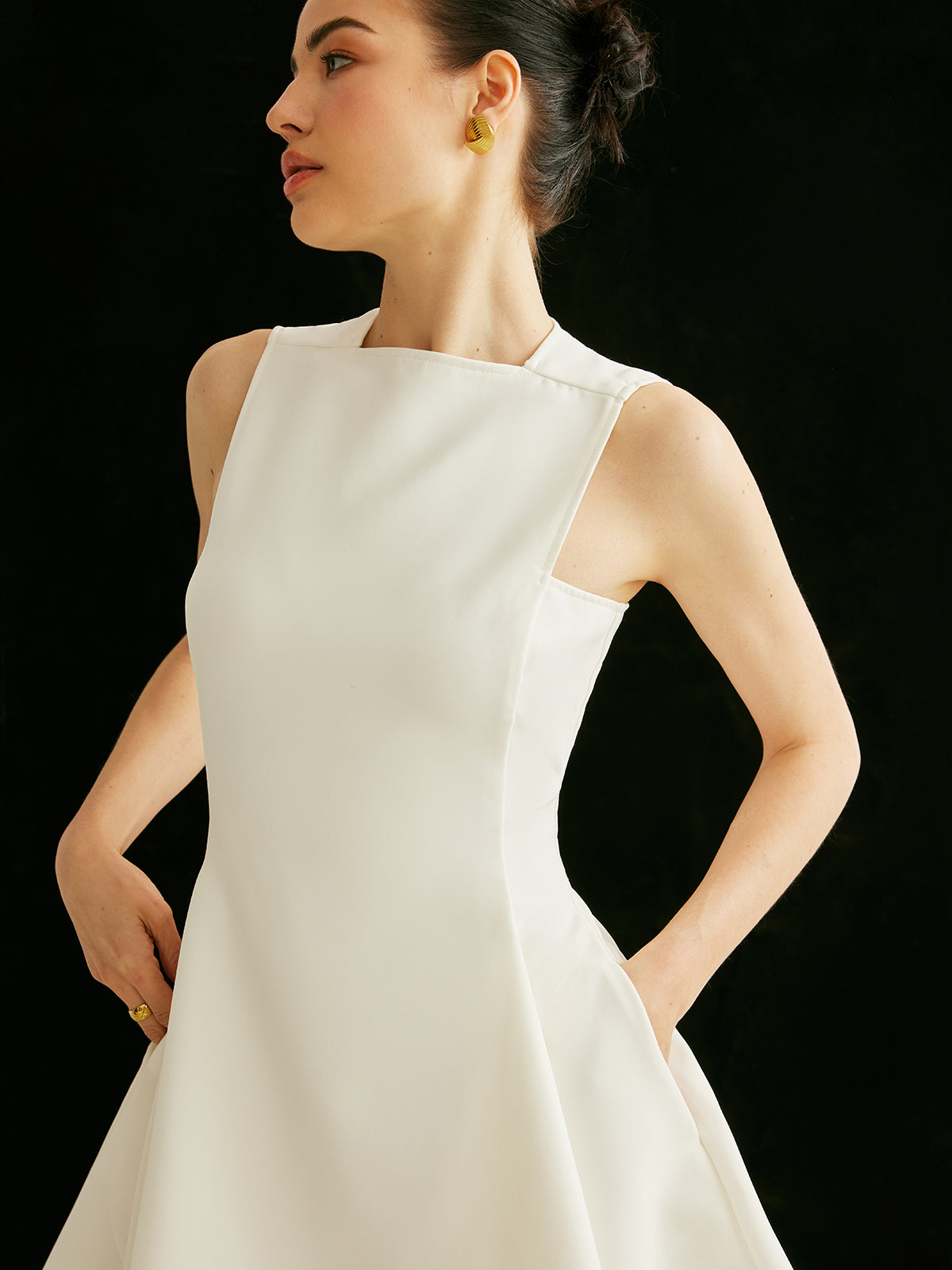 Pocket Detail Asymmetrical Dress-Chicvia