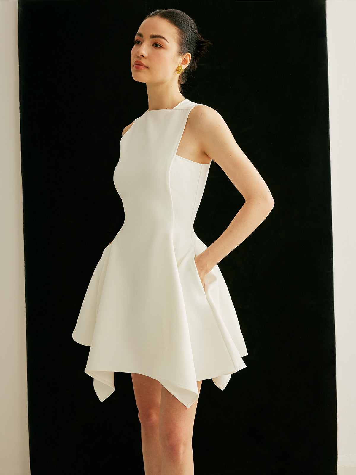 Pocket Detail Asymmetrical Dress-Chicvia