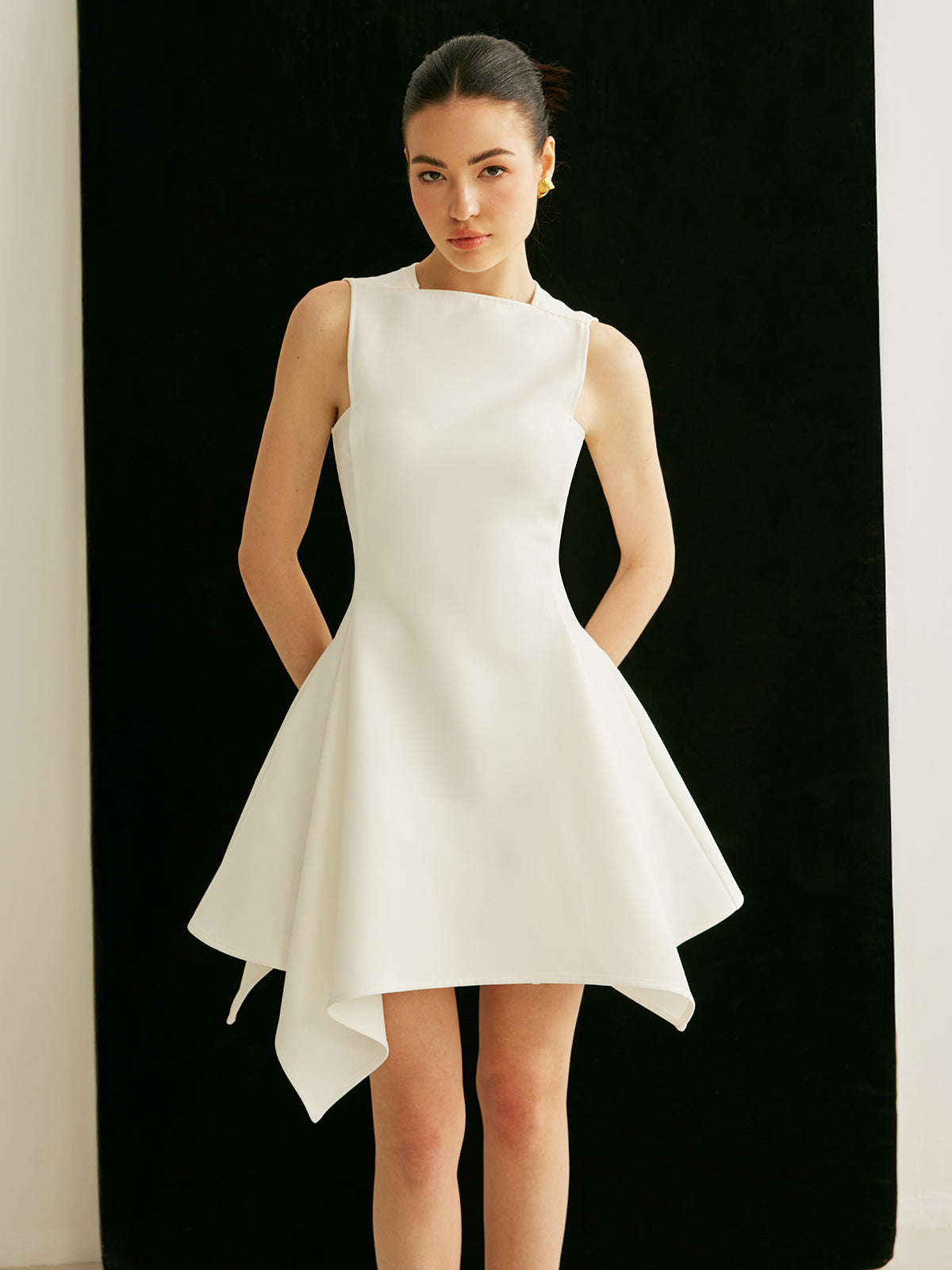 Pocket Detail Asymmetrical Dress-Chicvia