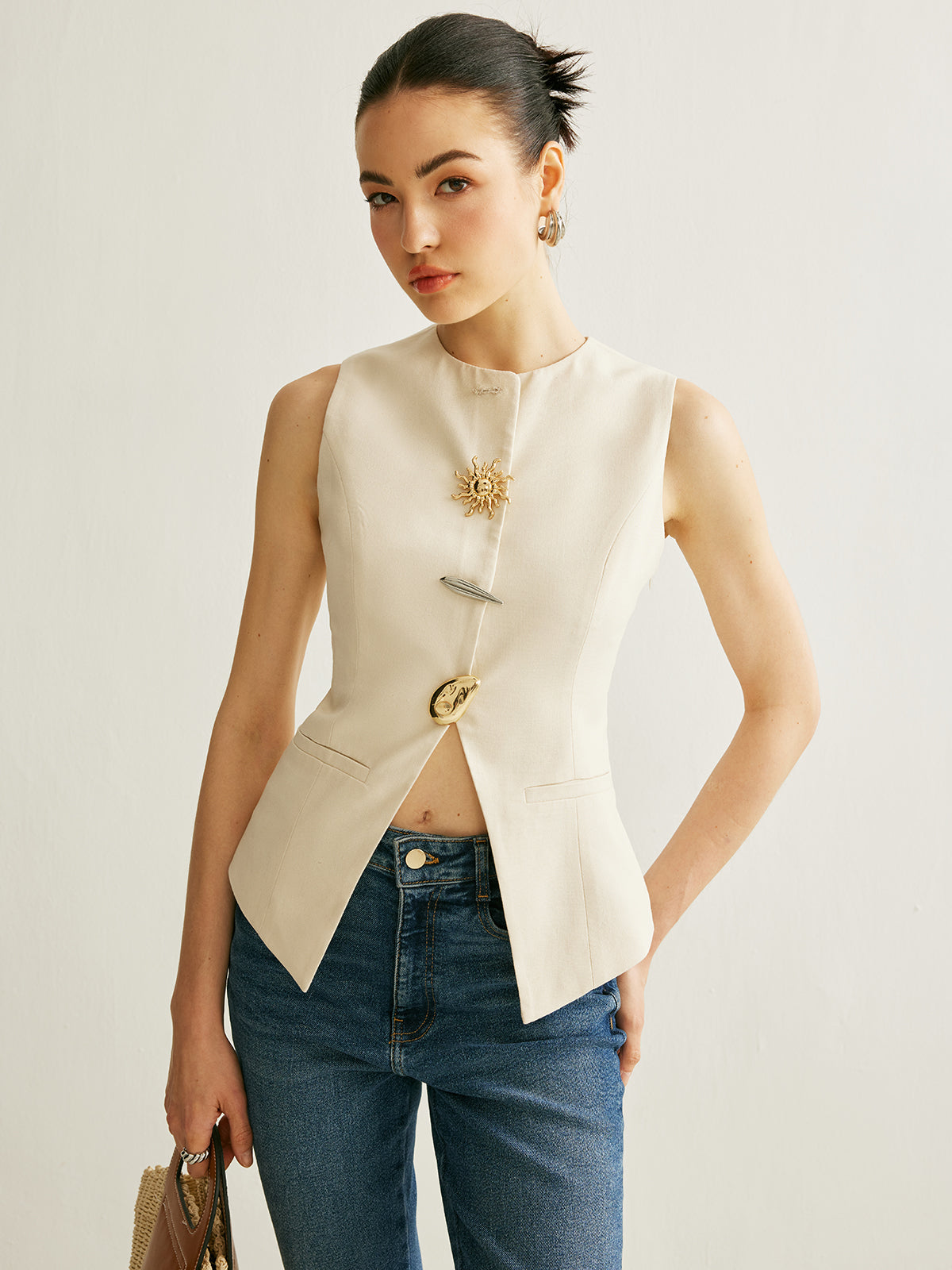 Metal Detail Split Vest-Chicvia