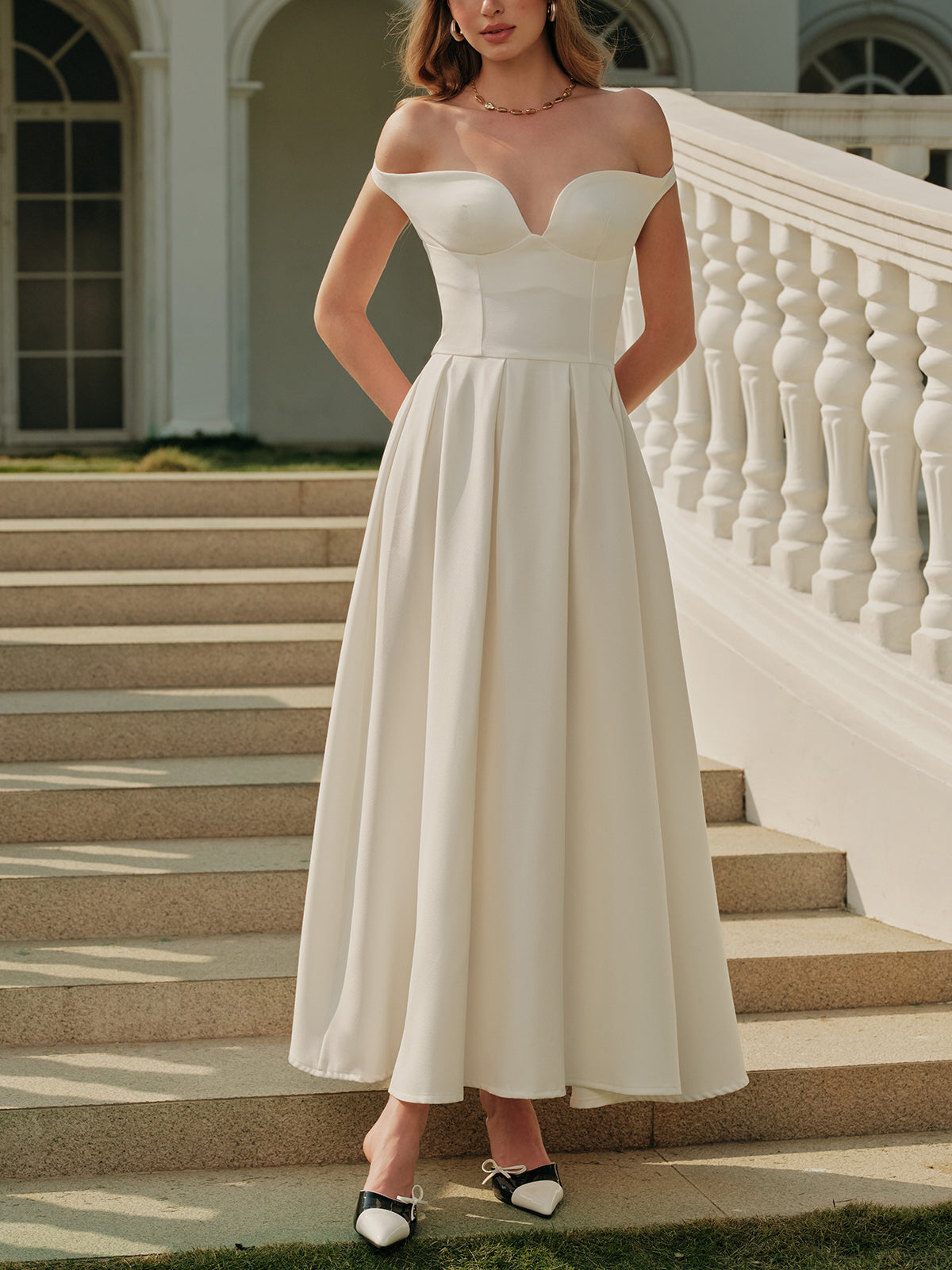 Off-Shoulder Sweetheart Pleated Dress-Chicvia