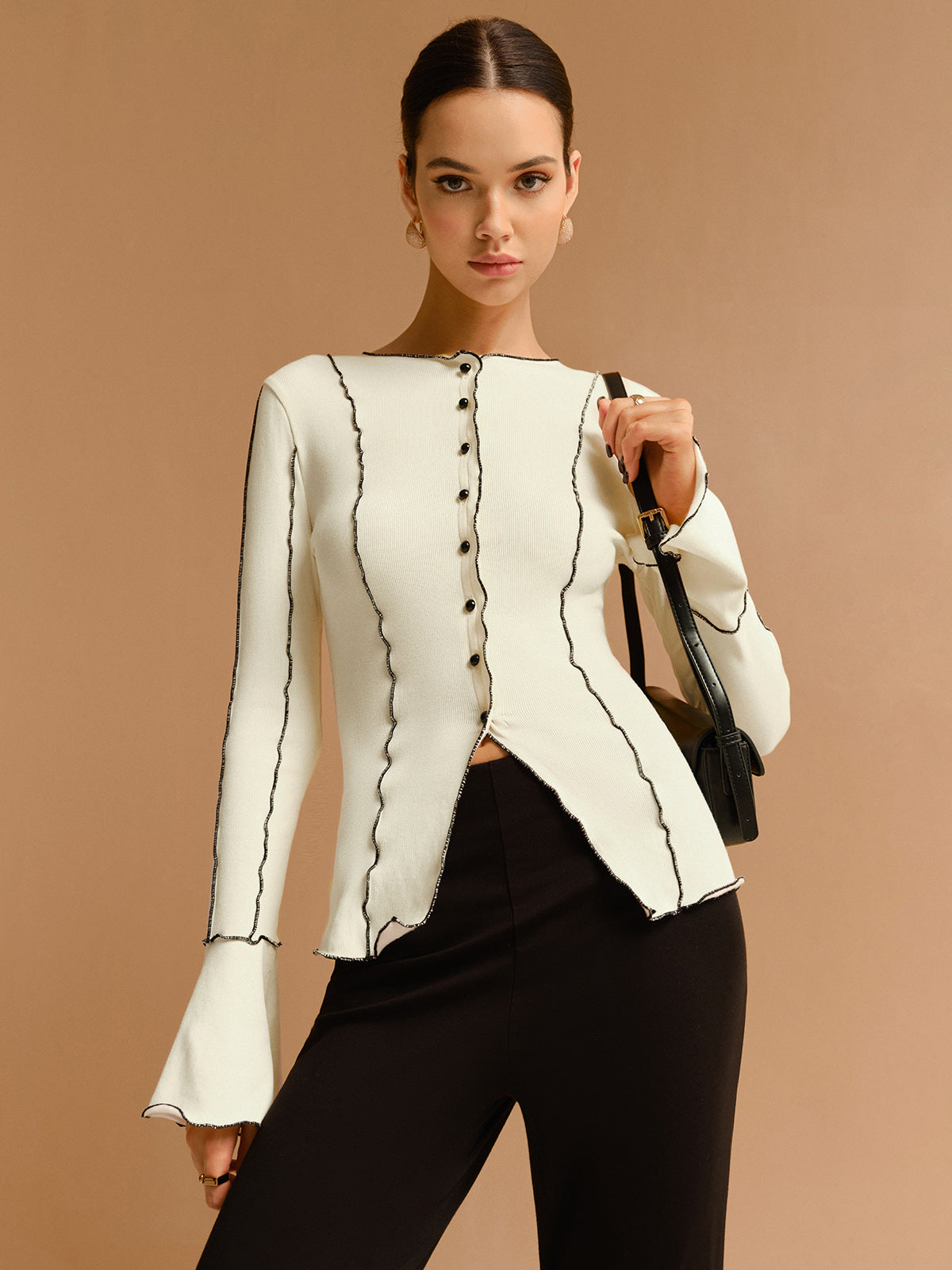 Contrast Lettuce Trim Button Slit Top-Chicvia