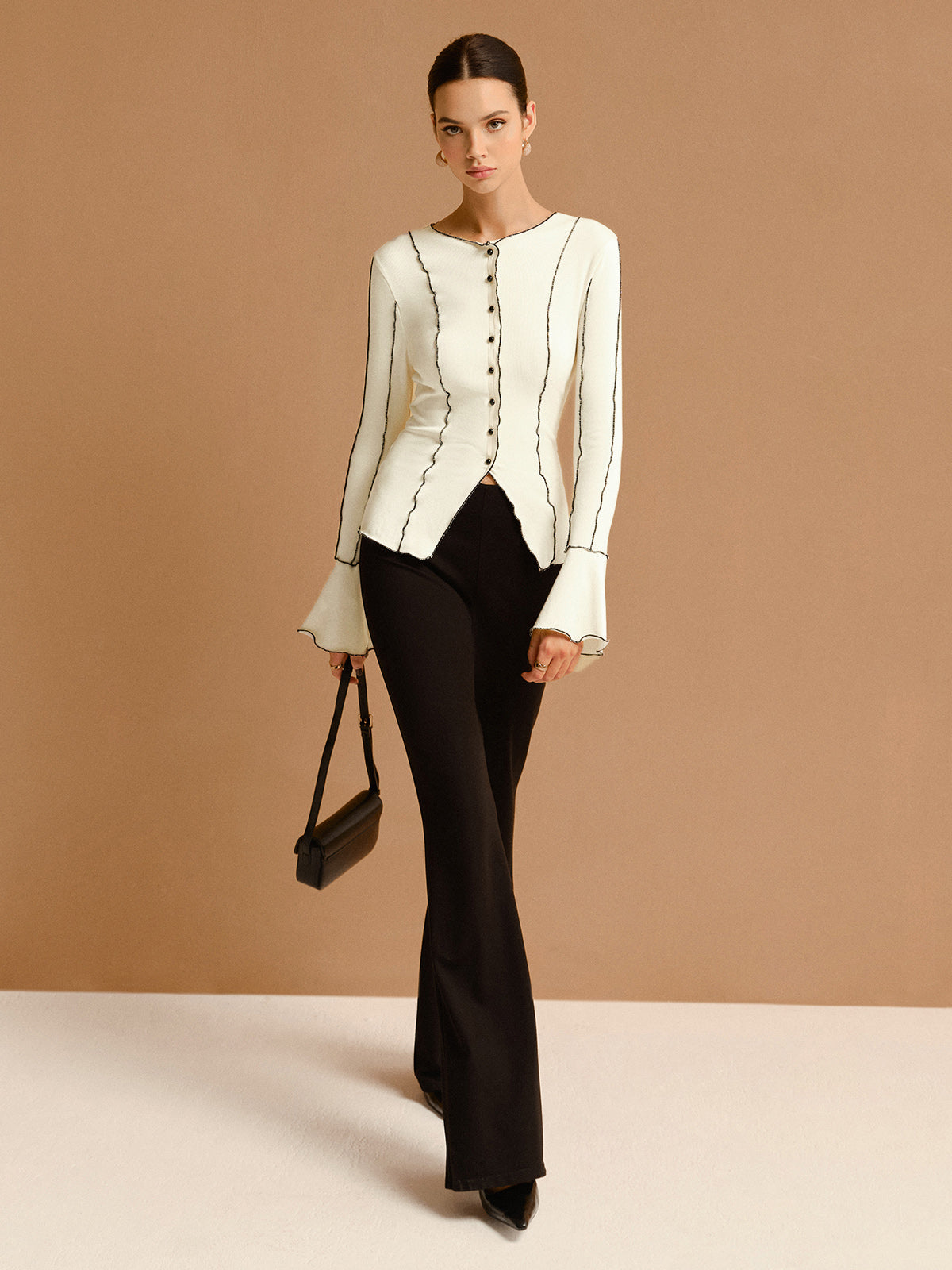 Contrast Lettuce Trim Button Slit Top-Chicvia