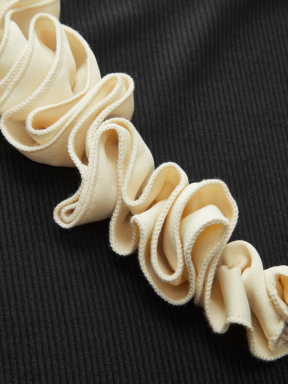 Cotton Floral Trim Slim T-Shirt-Chicvia