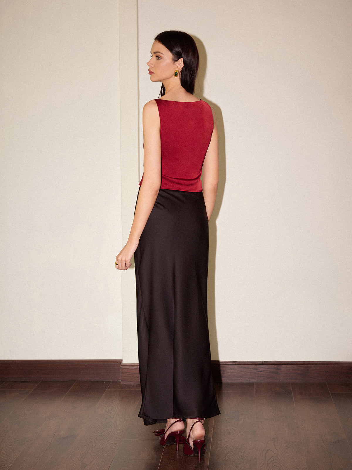 Cowl Neck Metal-Detail Satin Cami Top-Chicvia