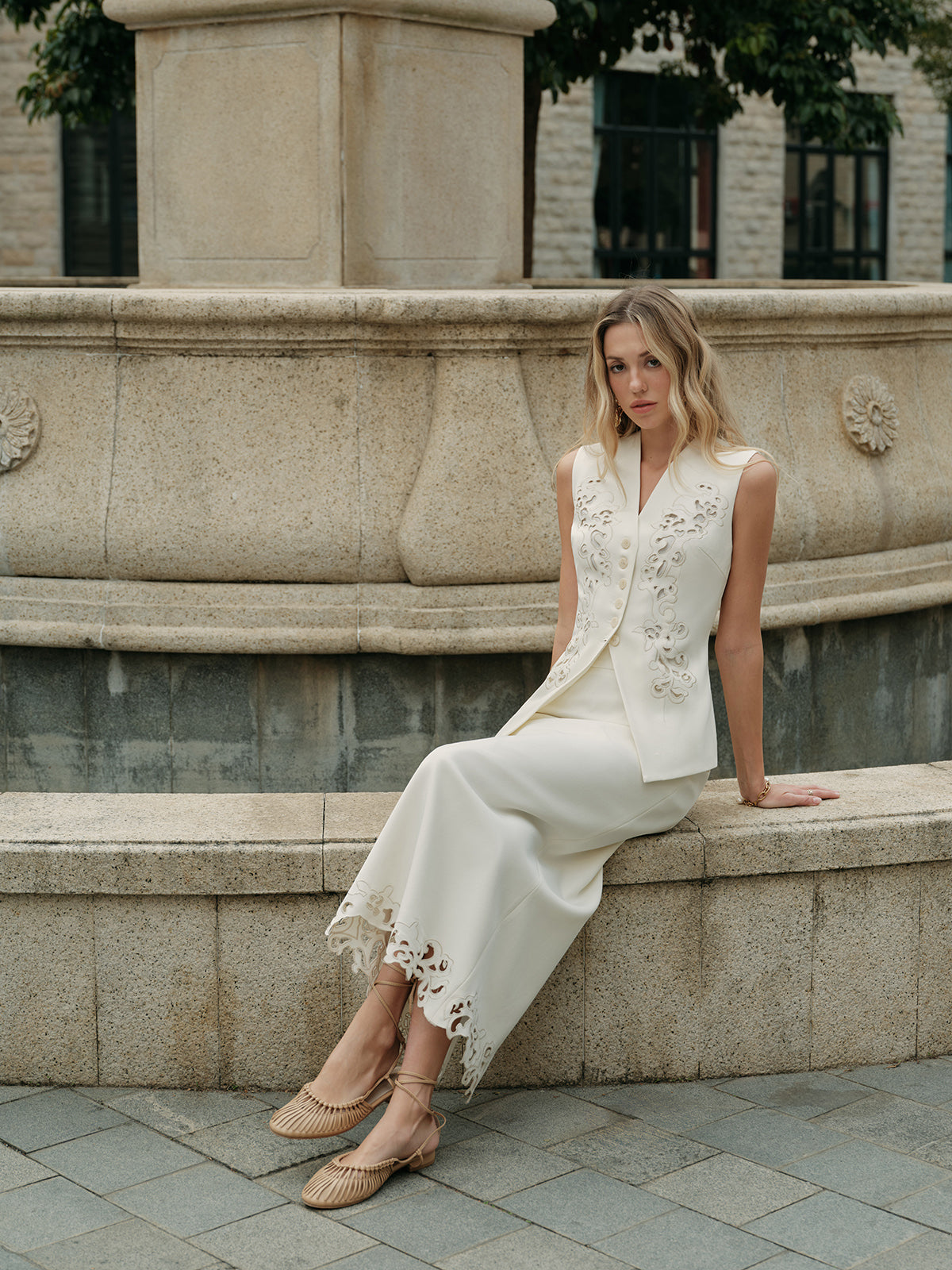 Embroidered Button Detail Vest-Chicvia