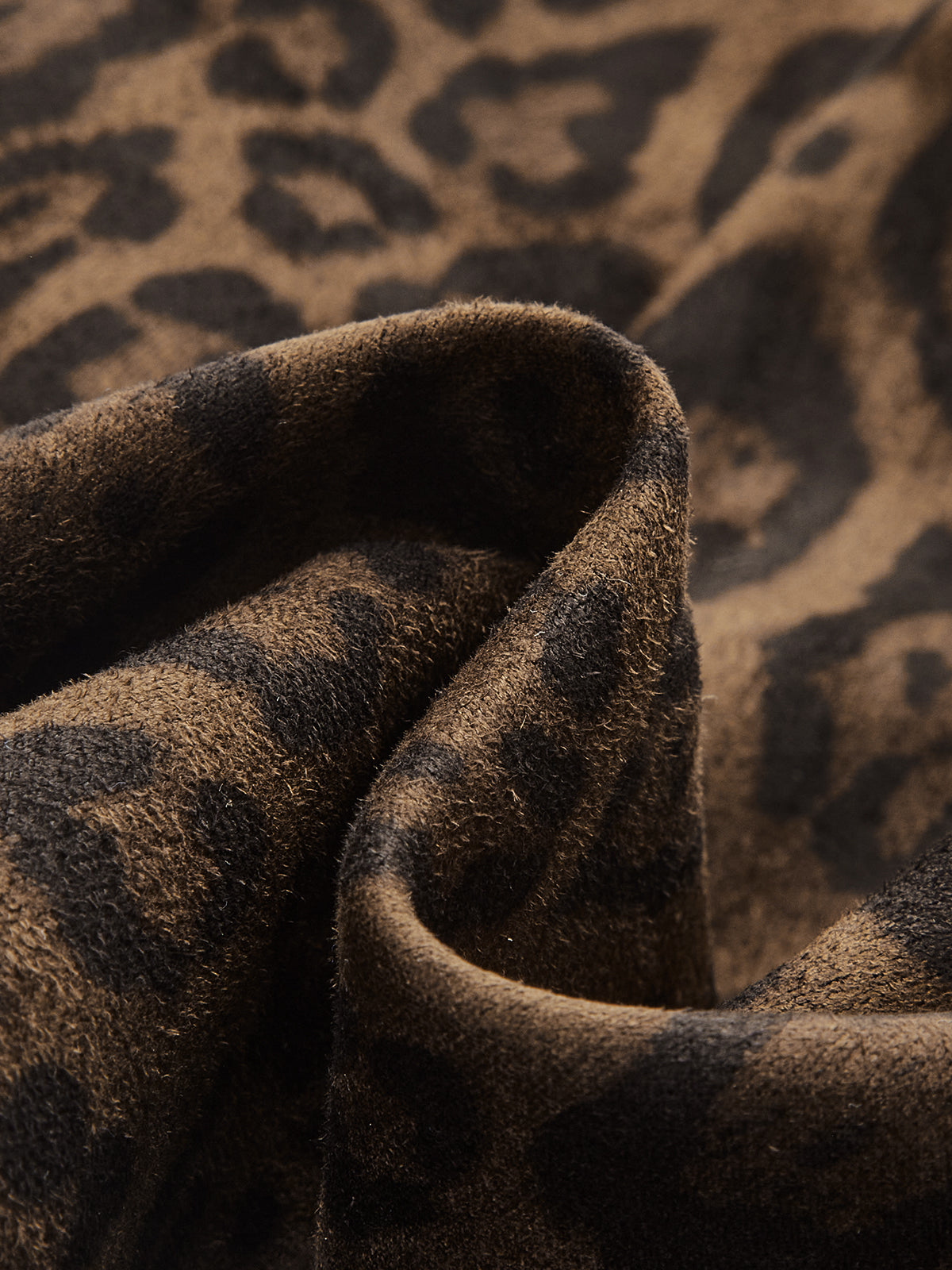 Leopard Printed Suede Effect Skirt-Chicvia