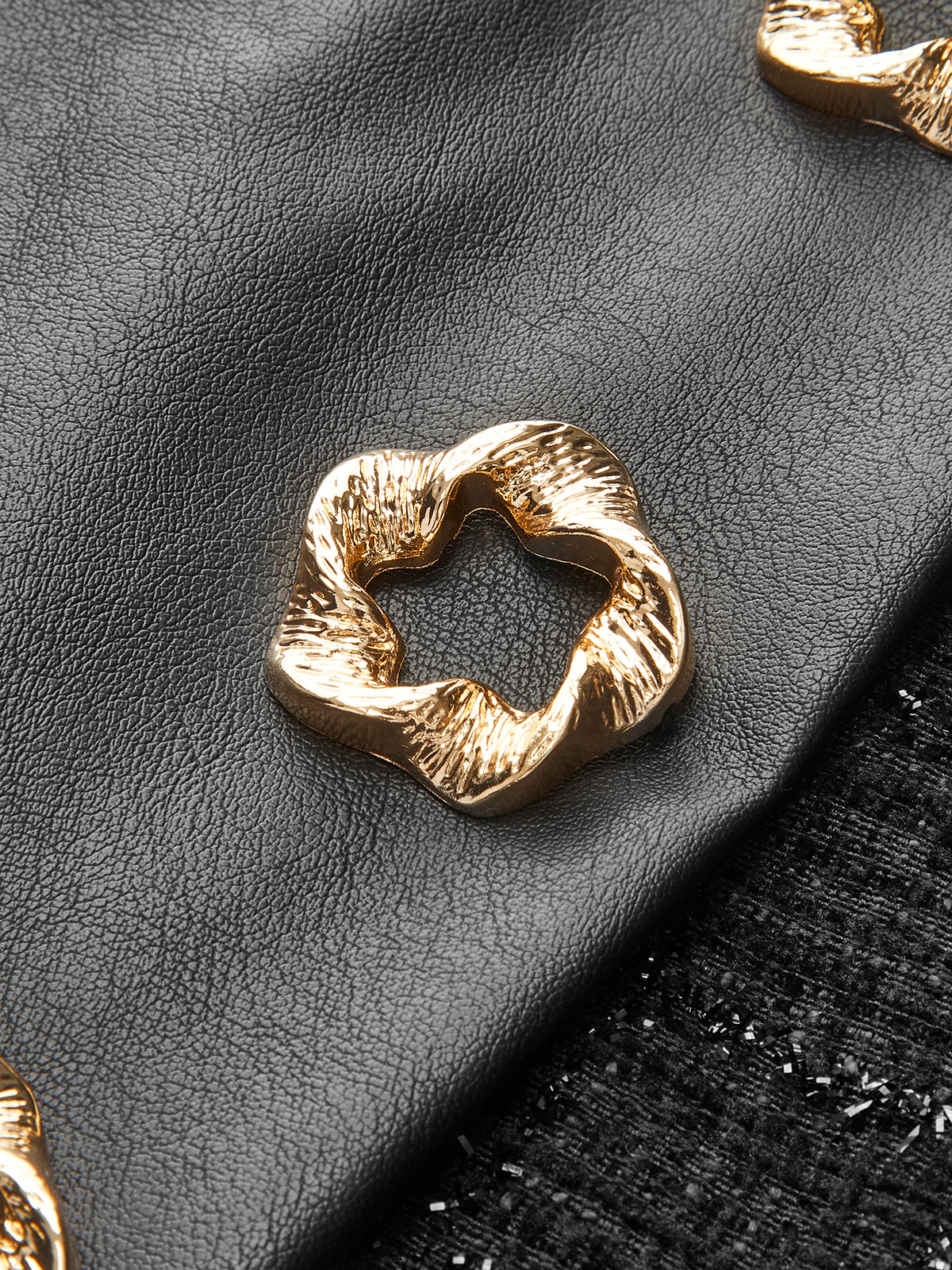 Floral Decor Faux Leather Panel Skirt-Chicvia