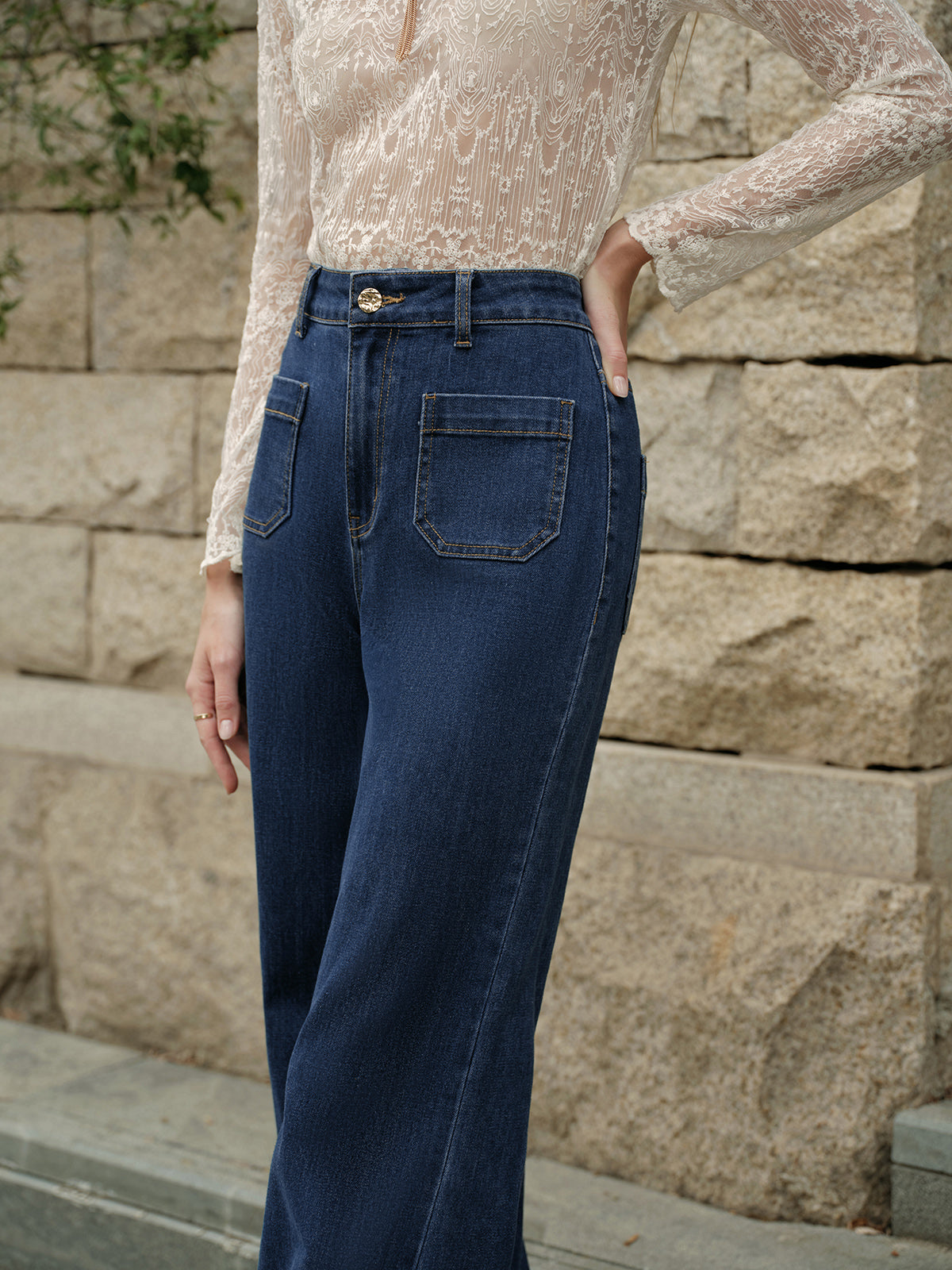 High-Waisted Flared Jeans-Chicvia