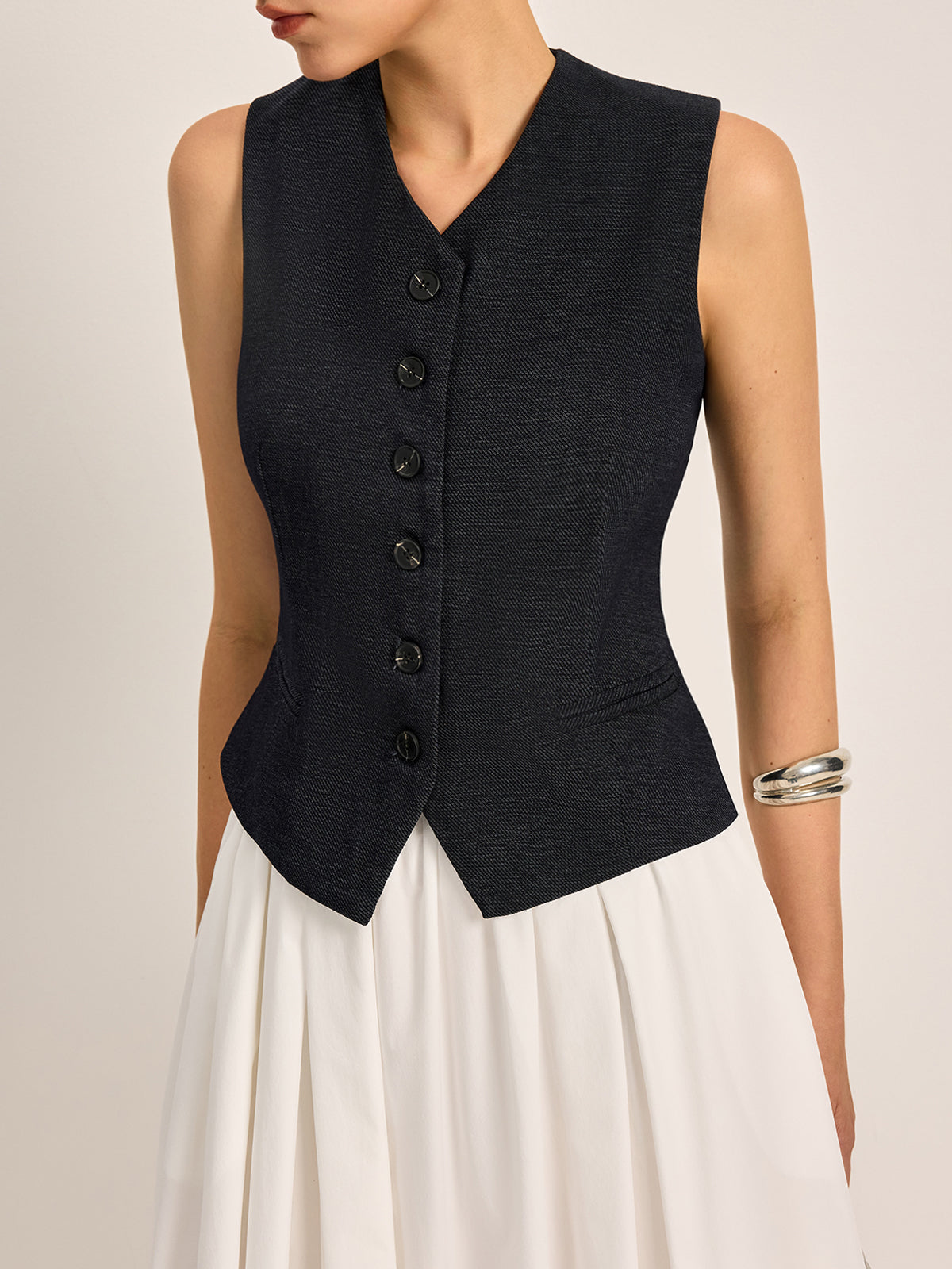 Button Detail Sleeveless Vest-Chicvia