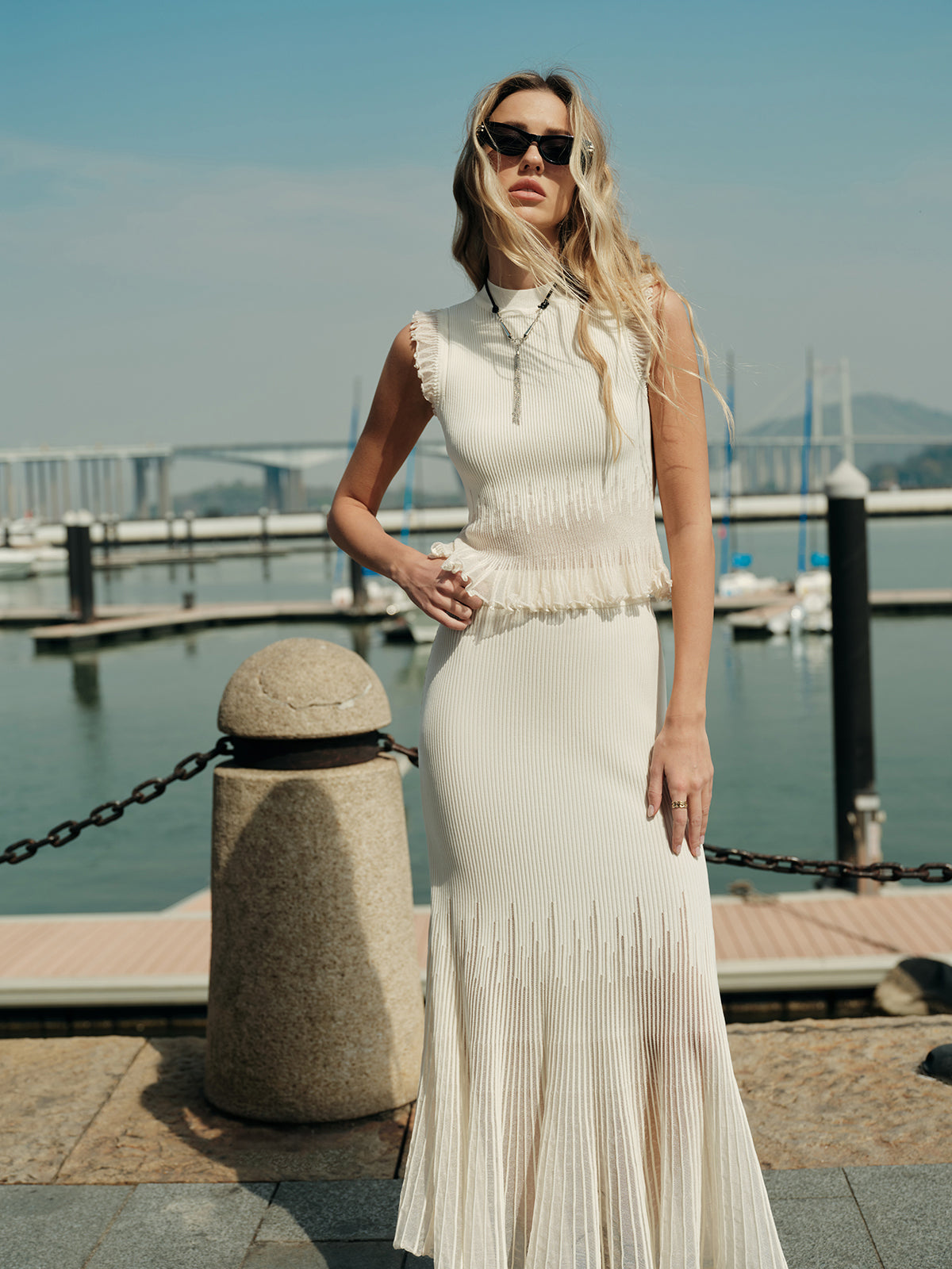 Mesh Panel Pleated Skirt-Chicvia