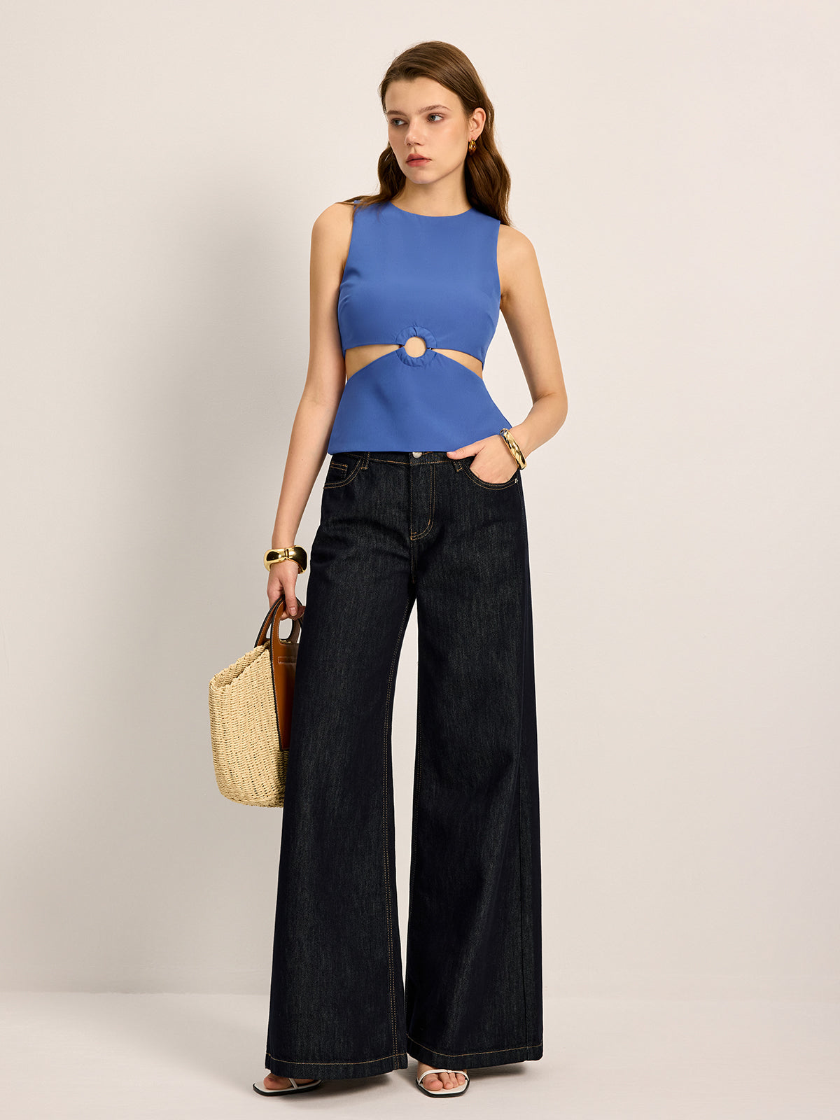 Cutout Detail Round Neck Top-Chicvia