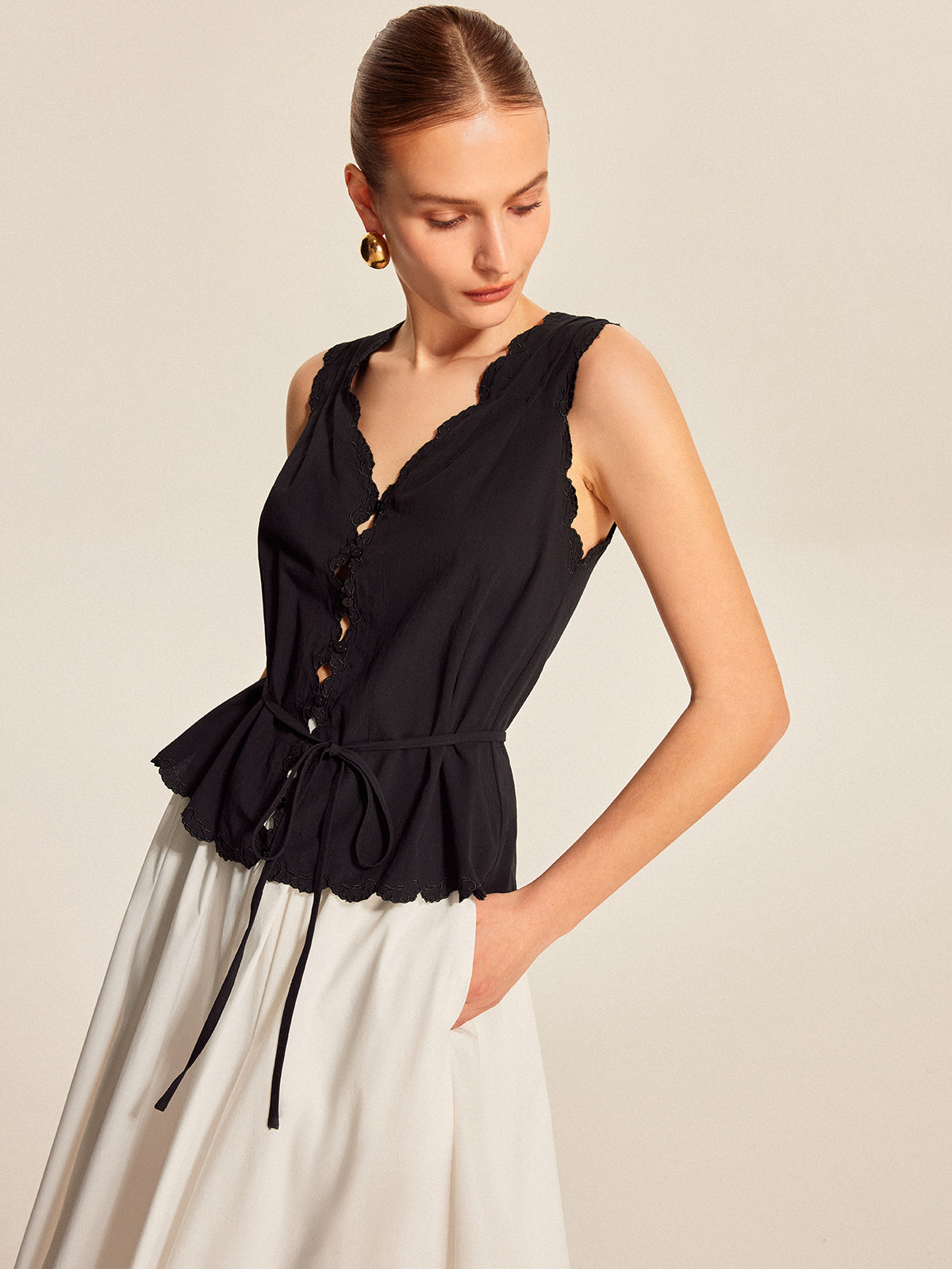 Lace-Trim Scalloped Button-Up Top-Chicvia