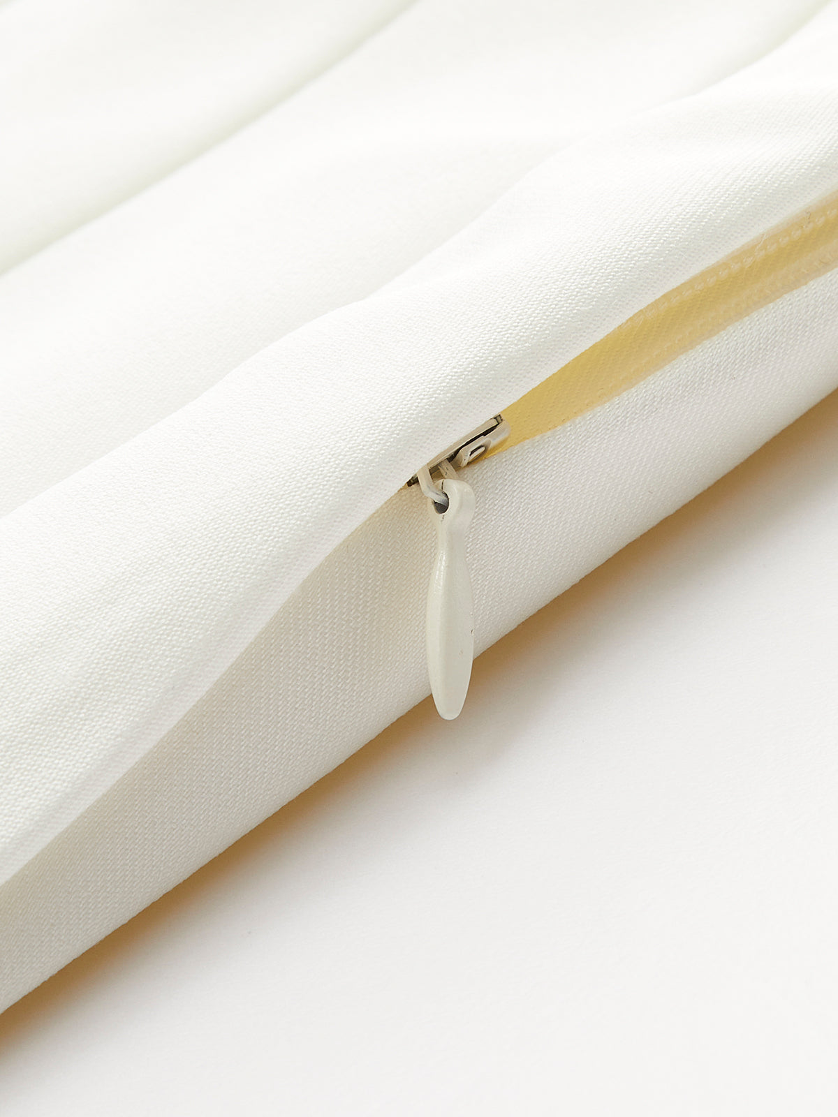 Mid-Waisted Pleated Skirt-Chicvia