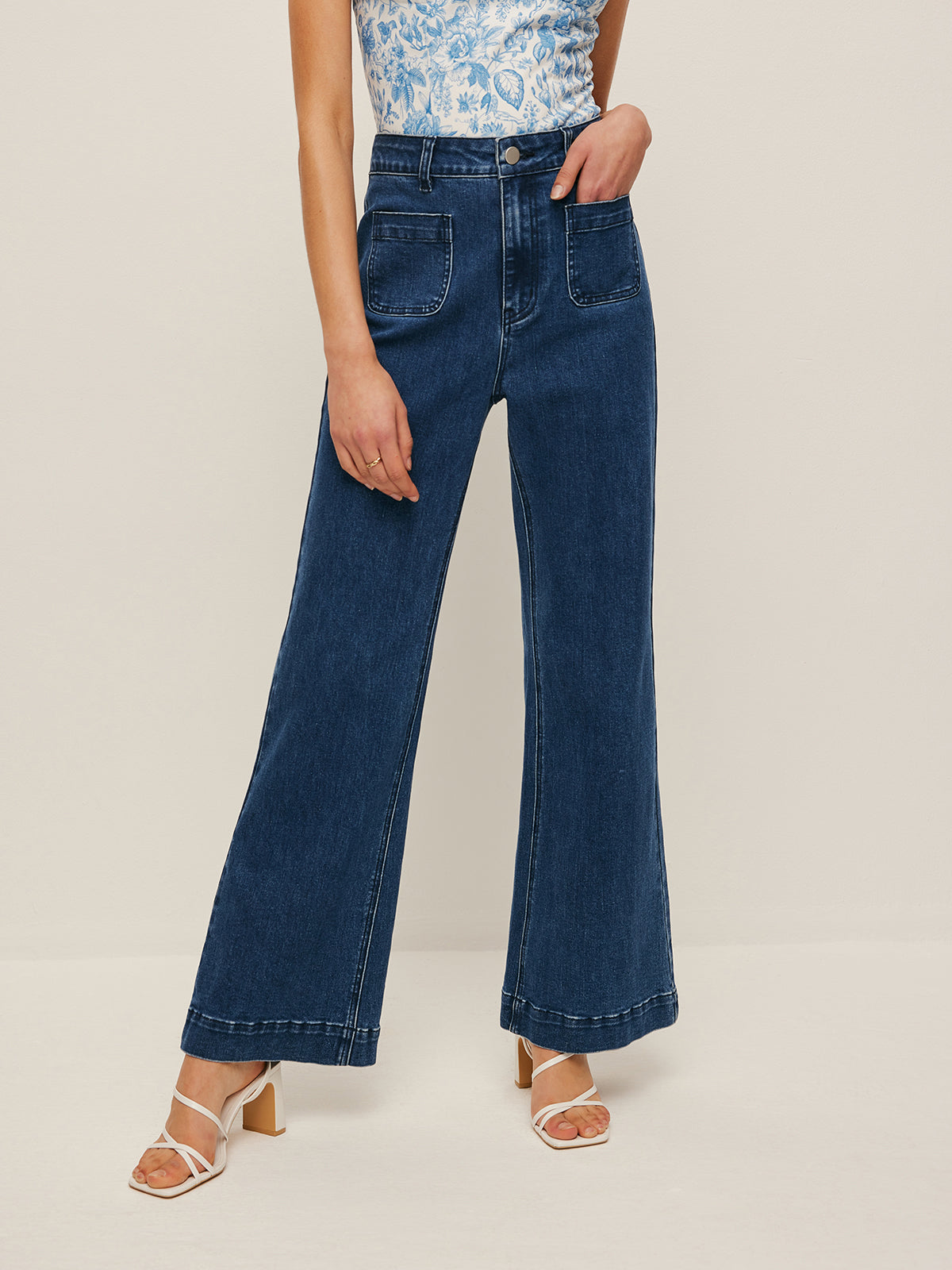 High-Waist Pocket Detail Wide-Leg Jeans-Chicvia