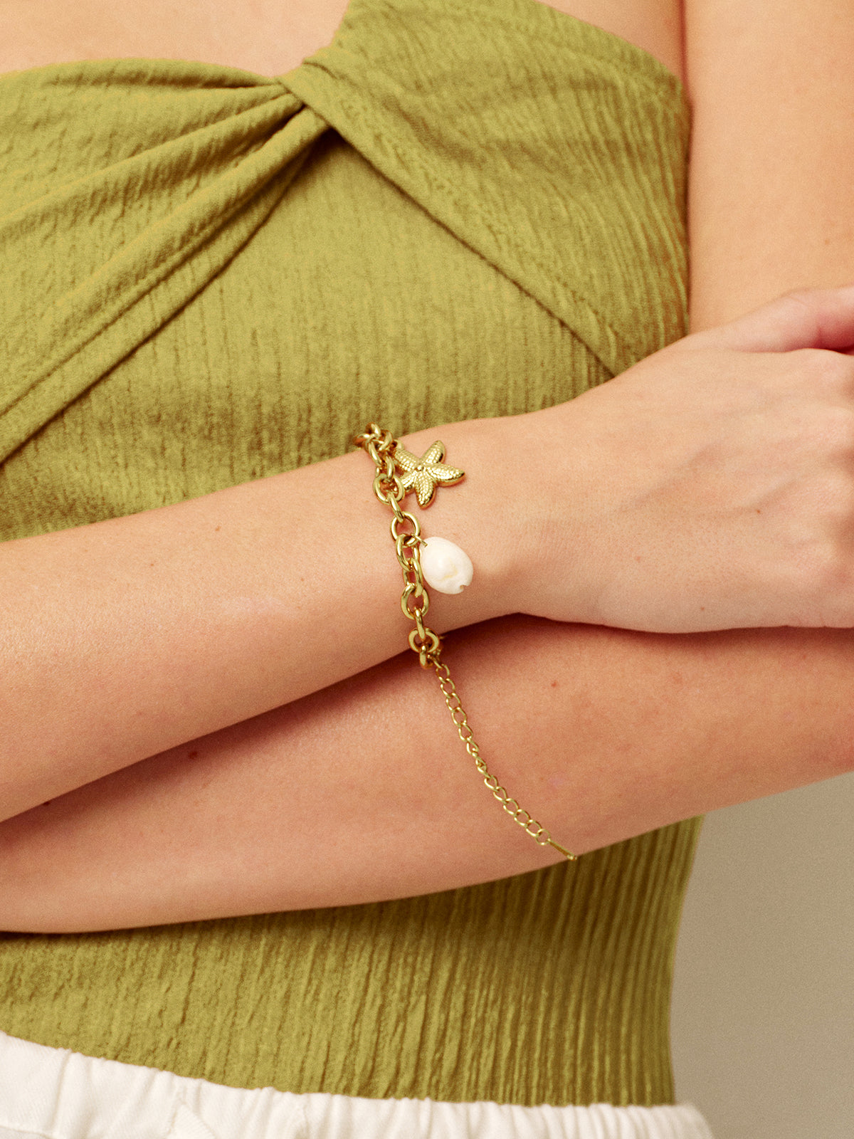 Gold Chain Seashell Charm Bracelet-Chicvia