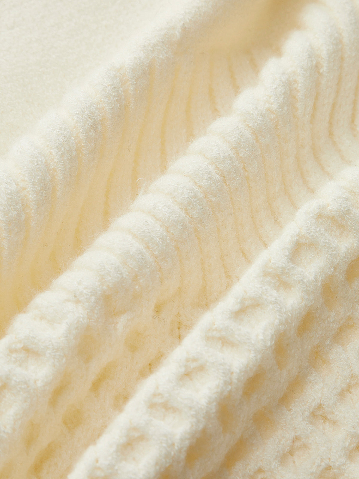 Contrast Trim Sleeveless Ribbed Sweater Vest-Chicvia