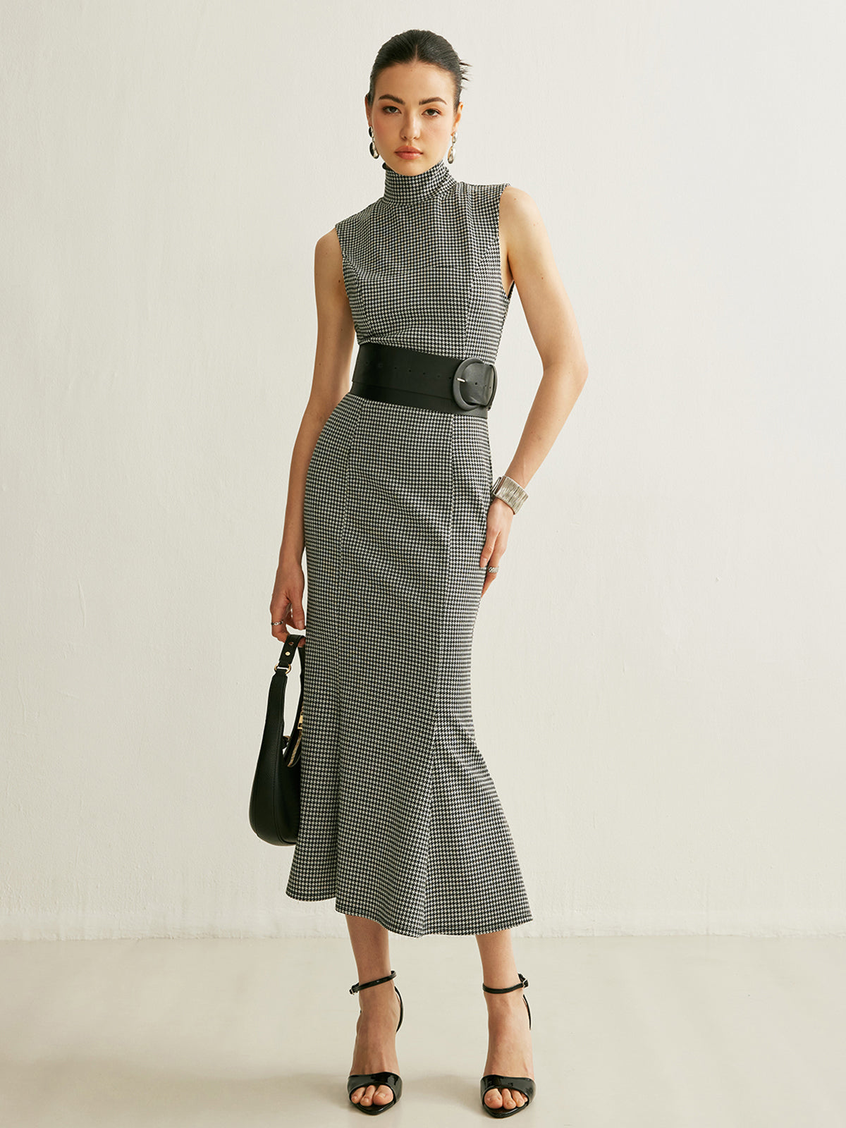 Belted Plaid Sleeveless Dress-Chicvia