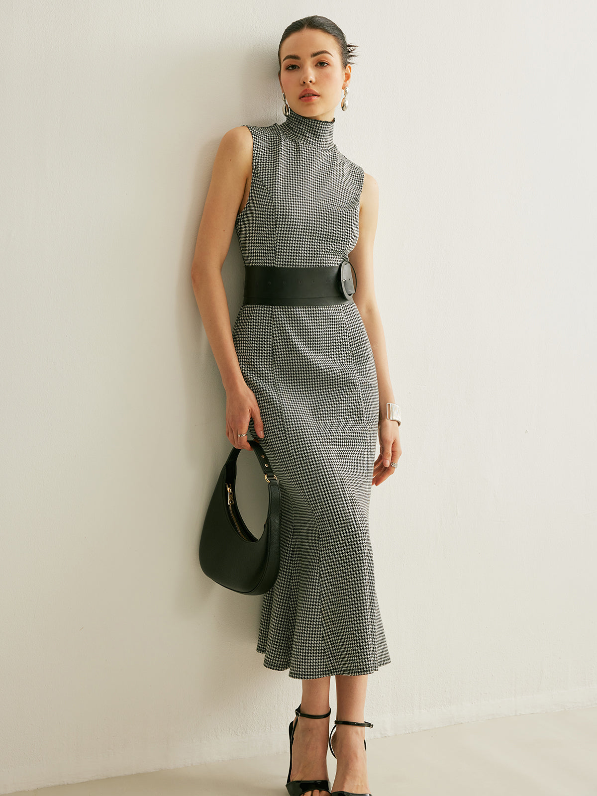 Belted Plaid Sleeveless Dress-Chicvia