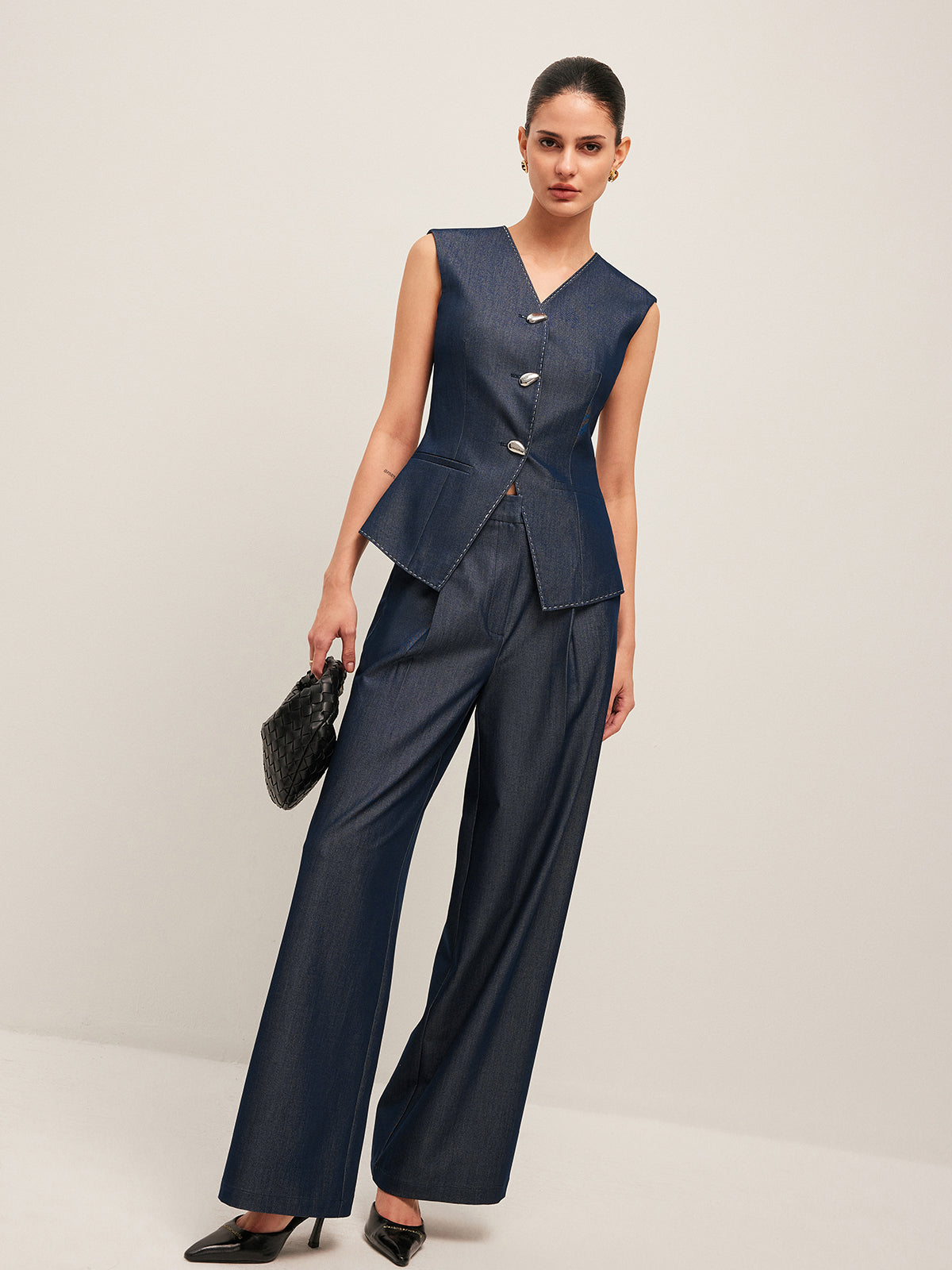 High-Waisted Pleated Wide-Leg Pants-Chicvia