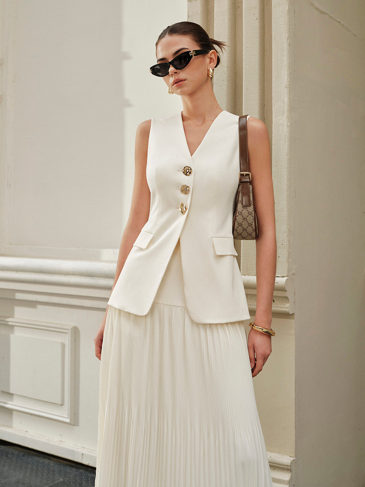 Decor Pockets Tailored Vest-Chicvia