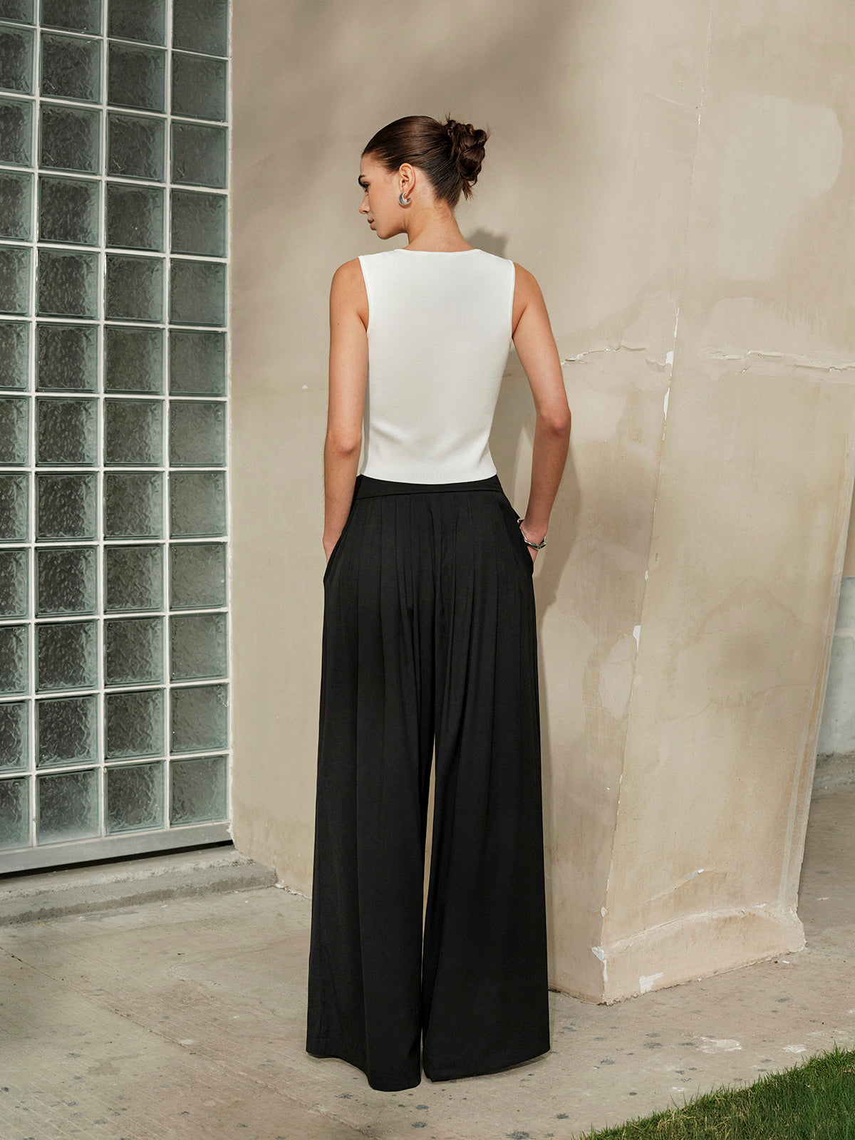Mid-Waist Pleated Wide Leg Pants-Chicvia