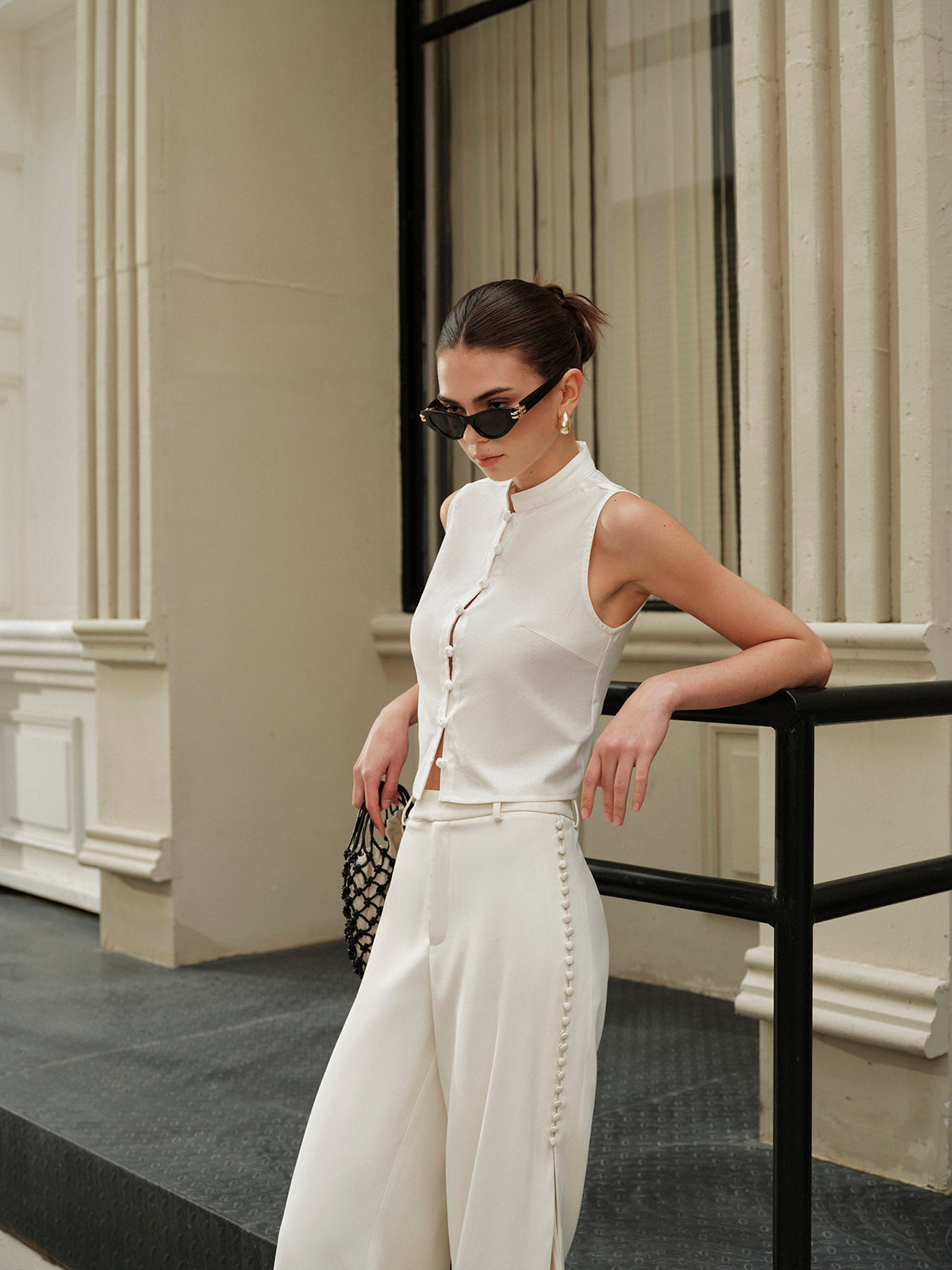 Cotton & Linen Round-Button Semi-Sheer Vest-Chicvia