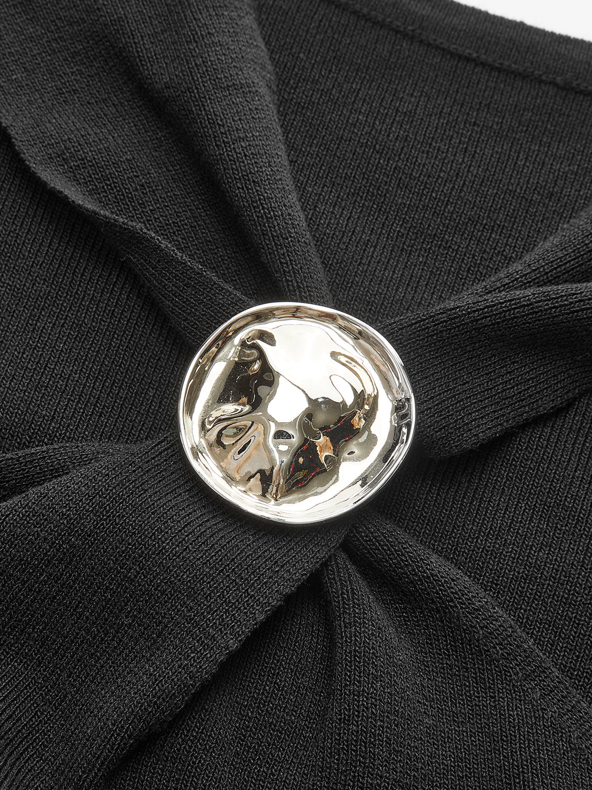 Decor Button Knot-Detail Top-Chicvia