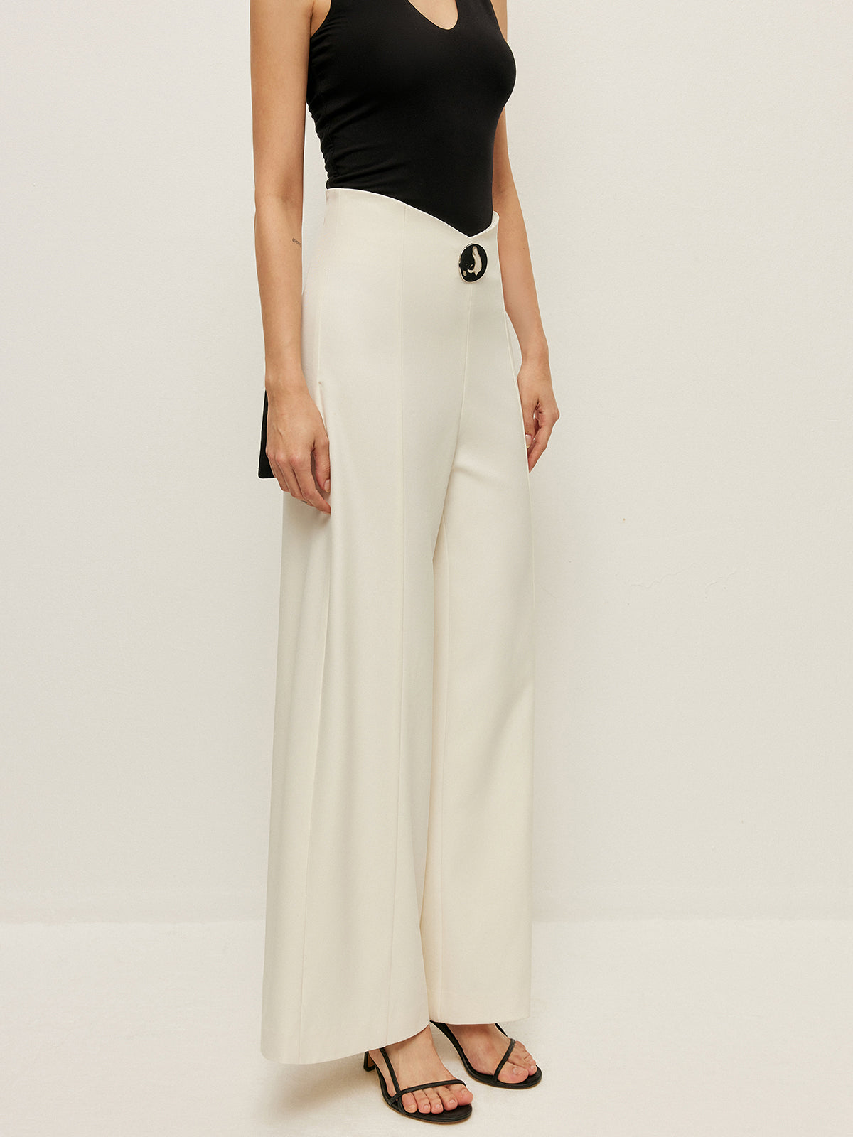 High-Waist Wide Leg Pants With Buckle Detail-Chicvia
