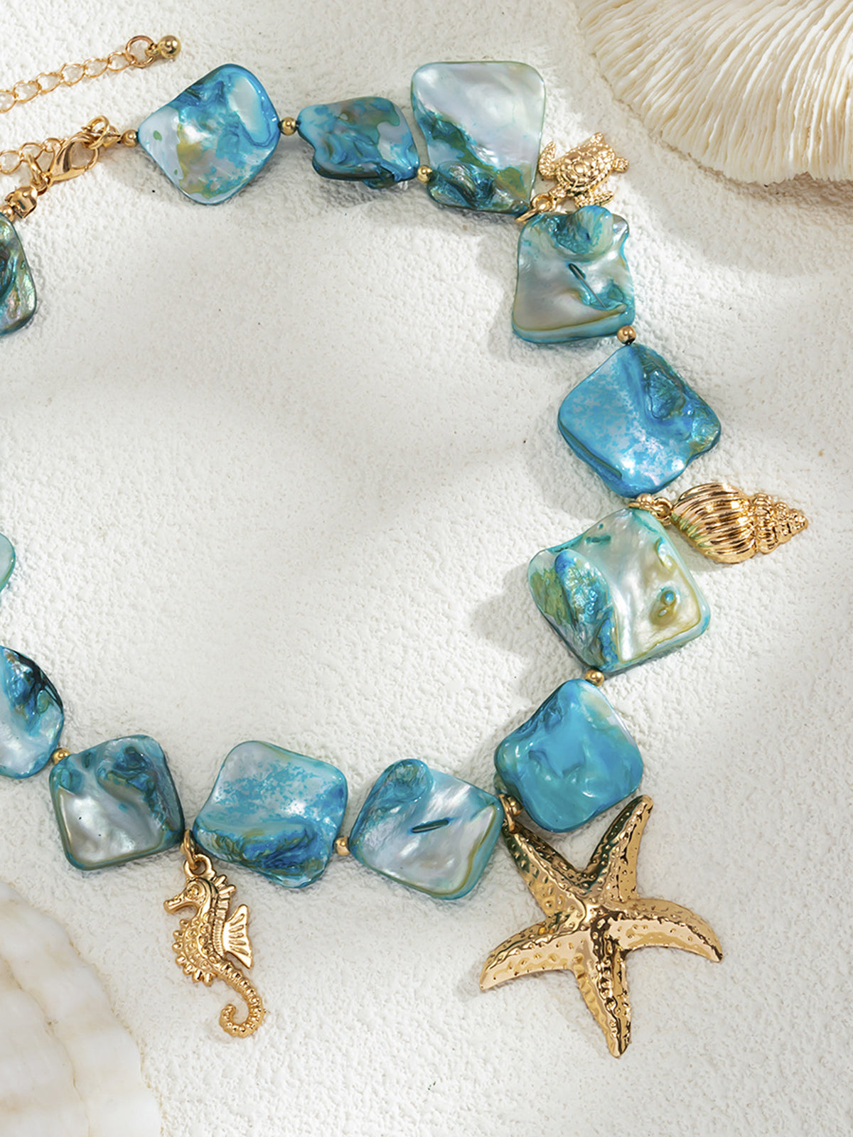 Ocean-Inspired Shell and Starfish Necklace-Chicvia