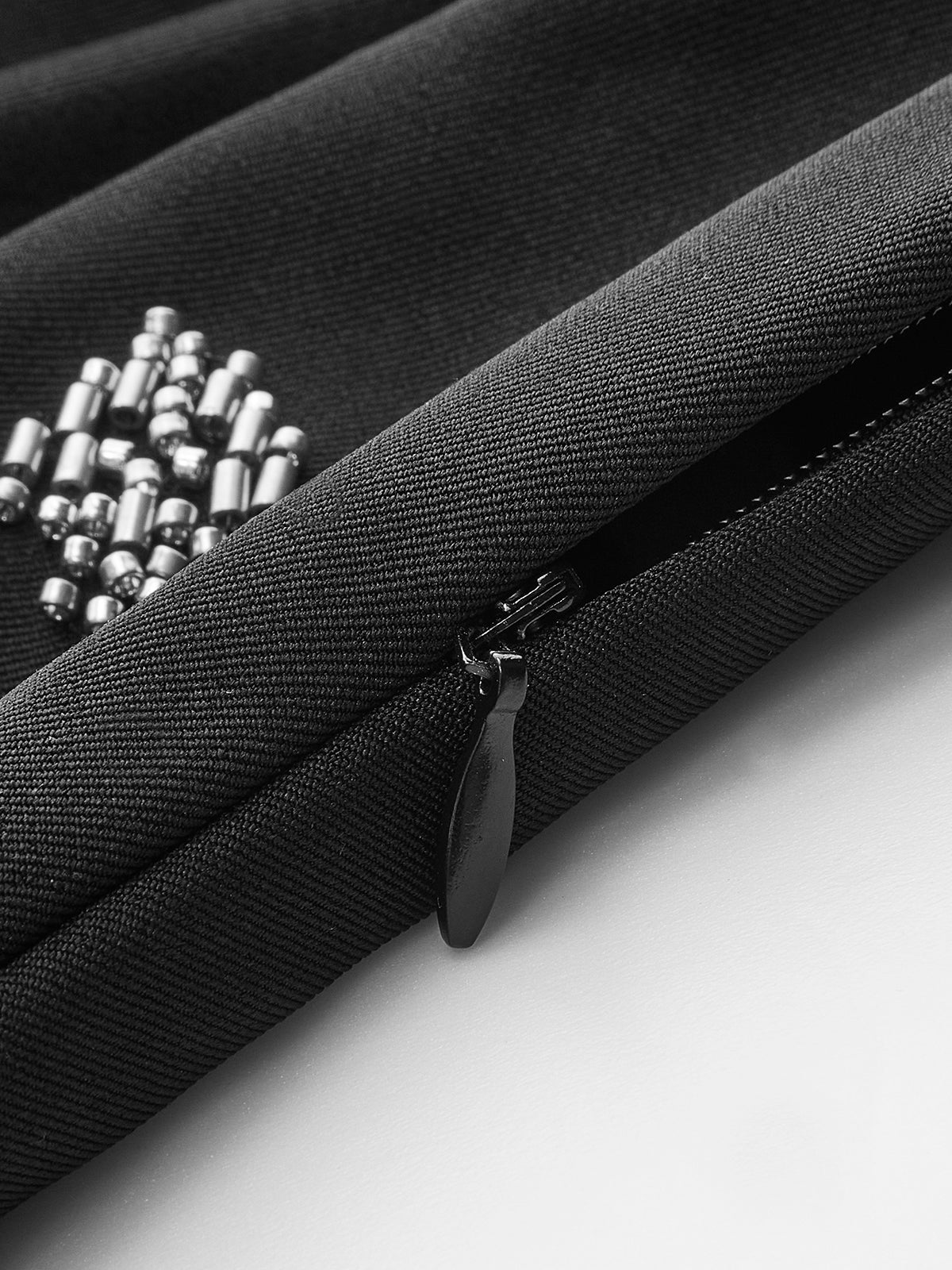 One-Shoulder Embellished Top-Chicvia