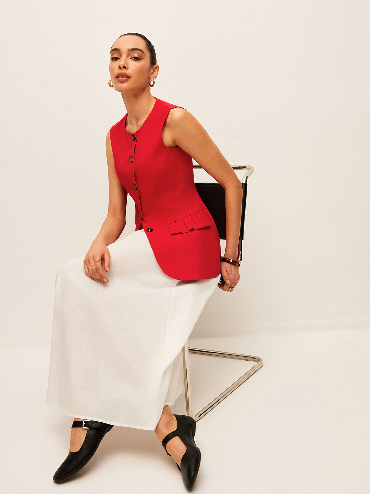 Cotton & Linen Buttoned Vest-Chicvia