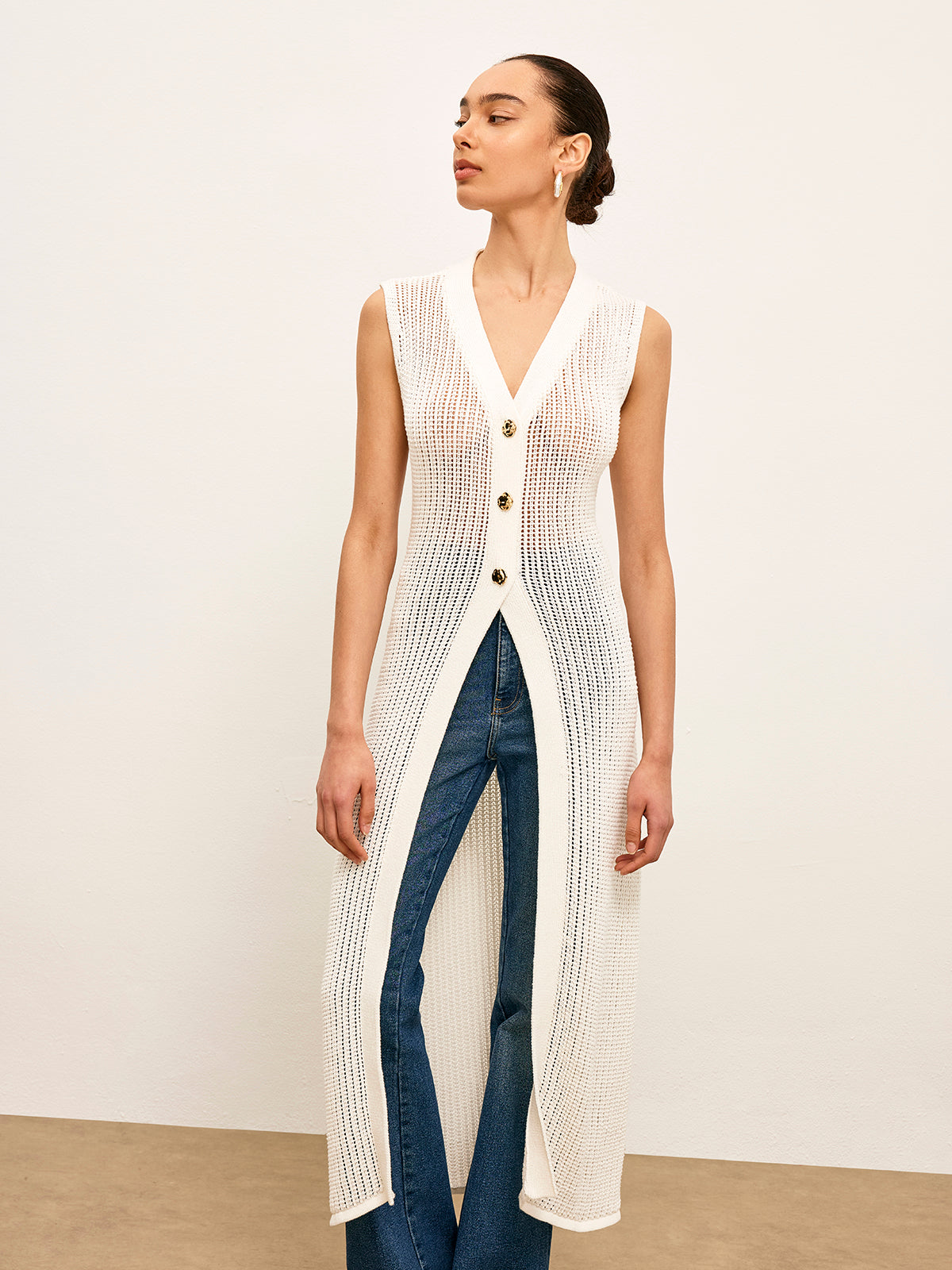 Knit Hollow Metal Detail Sleeveless Cardigan-Chicvia