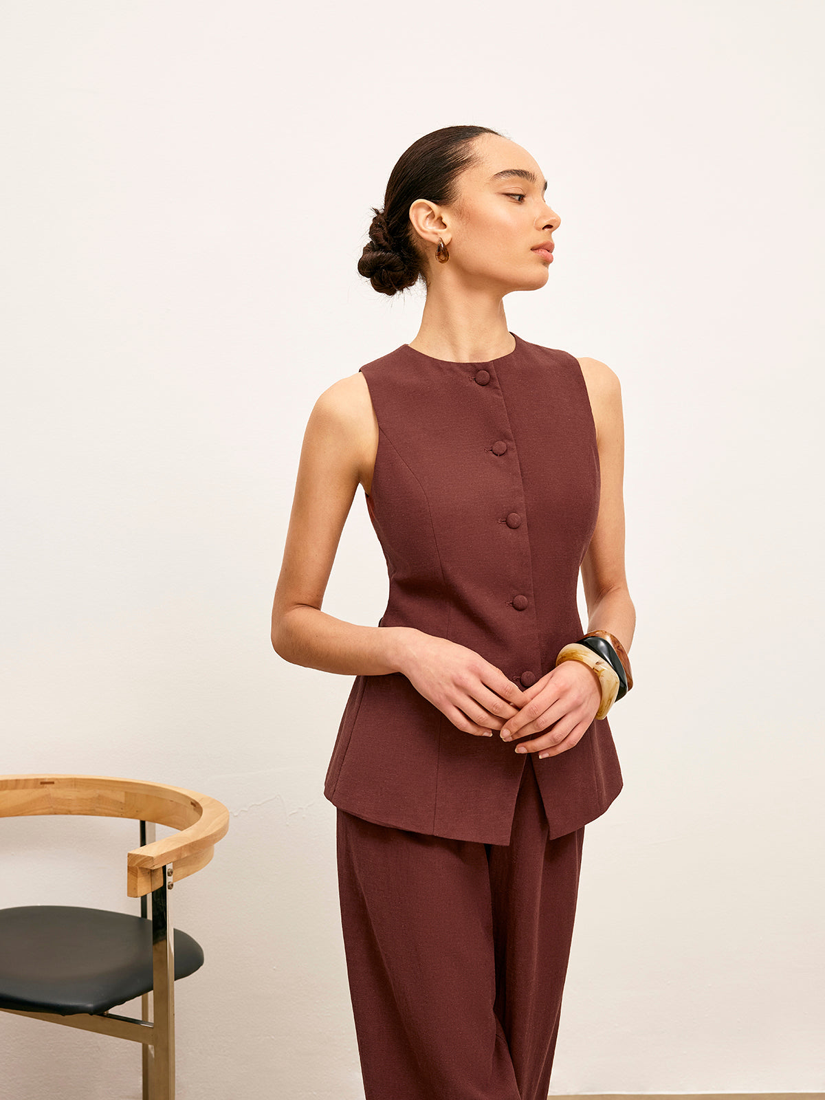 Button-Up Vest With Pocket Detail-Chicvia