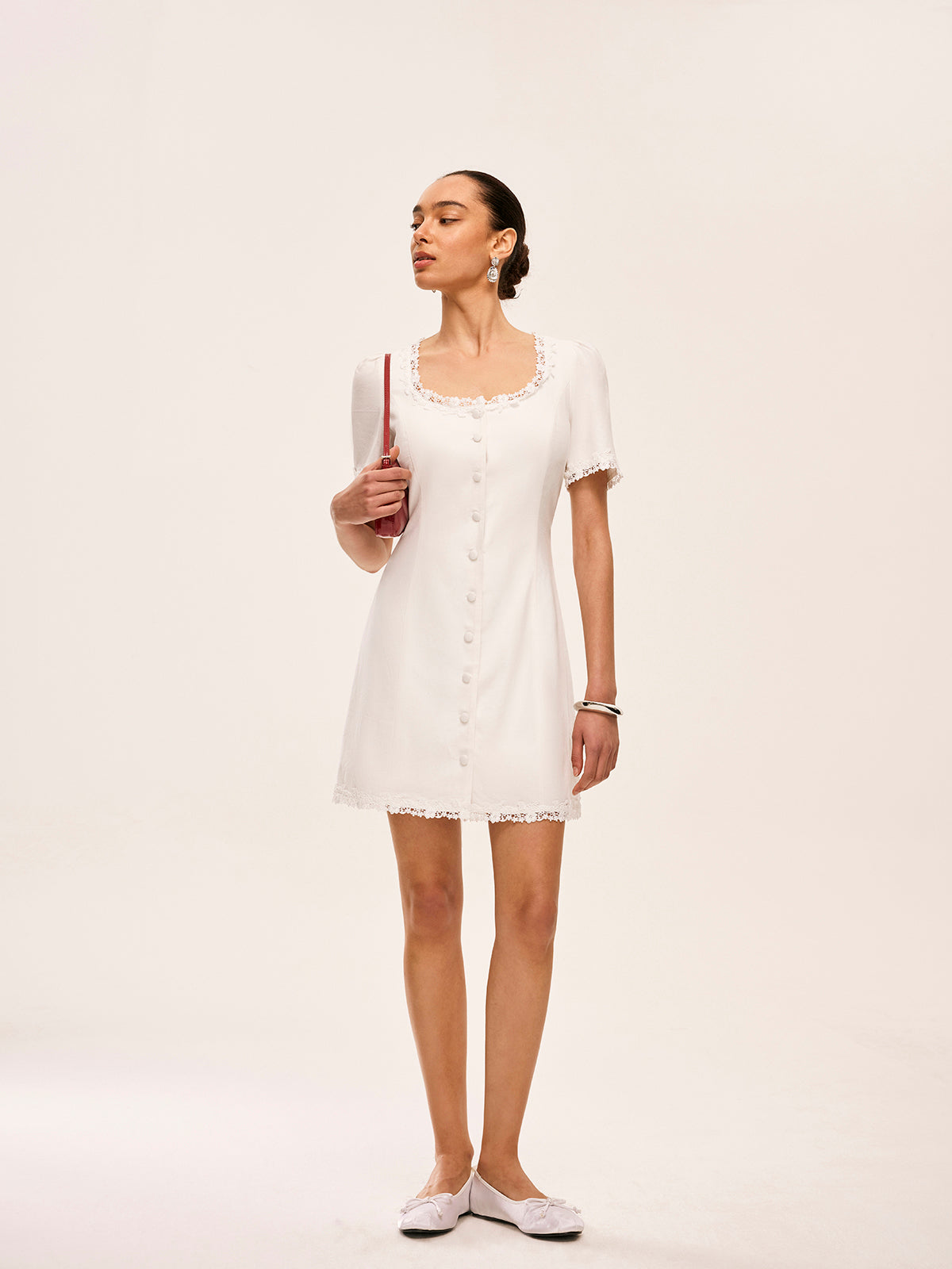 Cotton & Linen Lace-Trimmed Button-Detail Dress-Chicvia