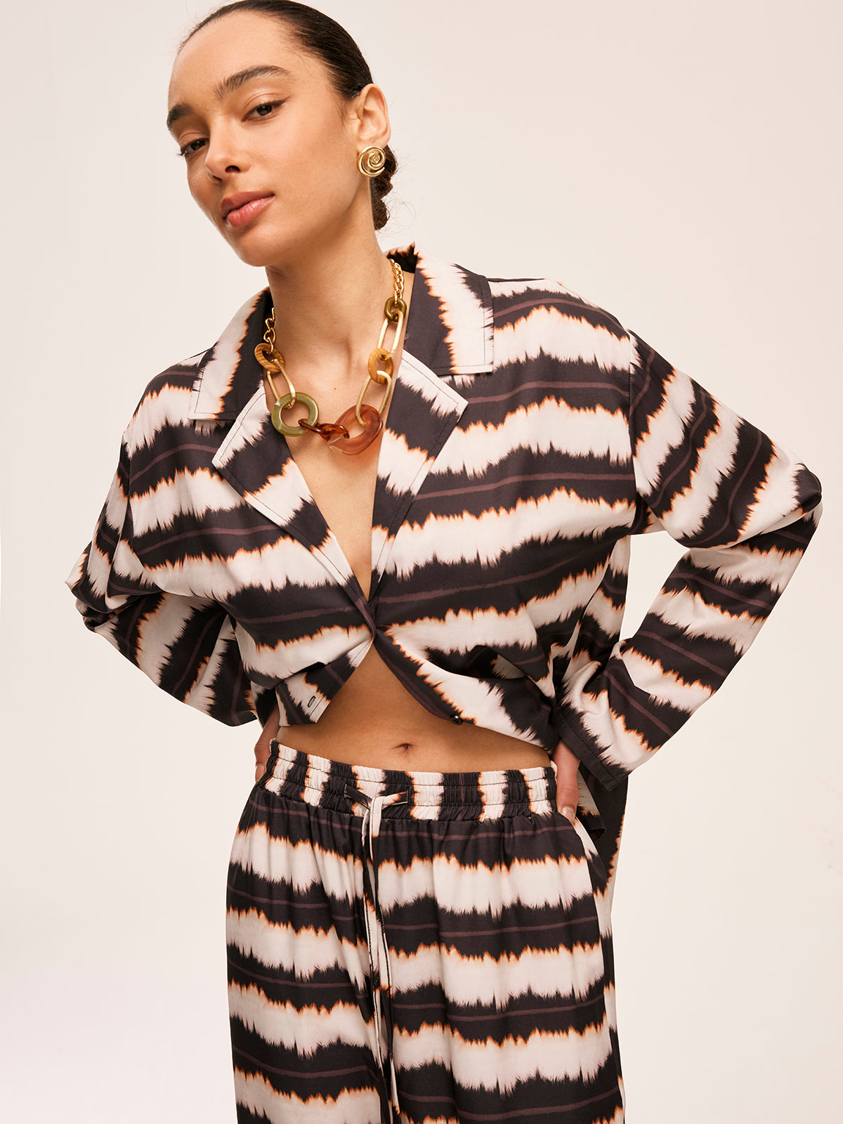 Geometric Color-Block Pants Set With Pockets-Chicvia