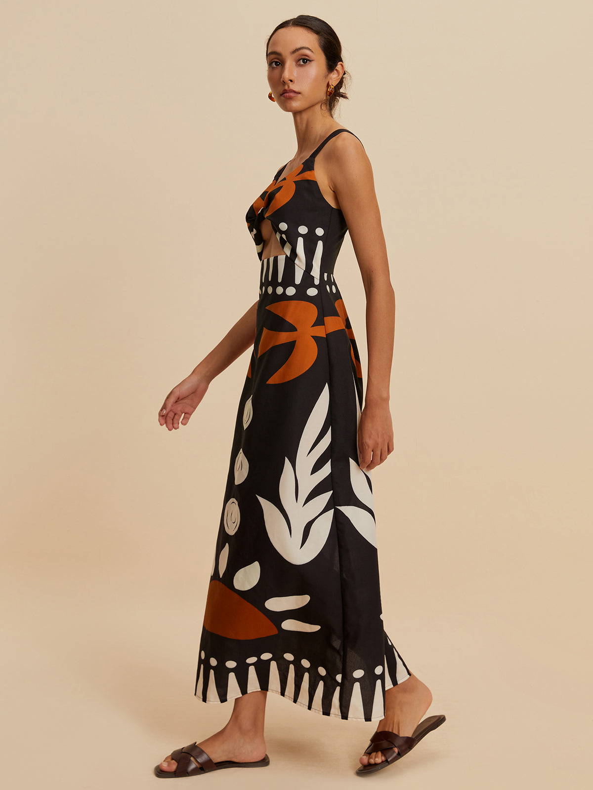 Cutout Zipper Sleeveless Floral Dress-Chicvia